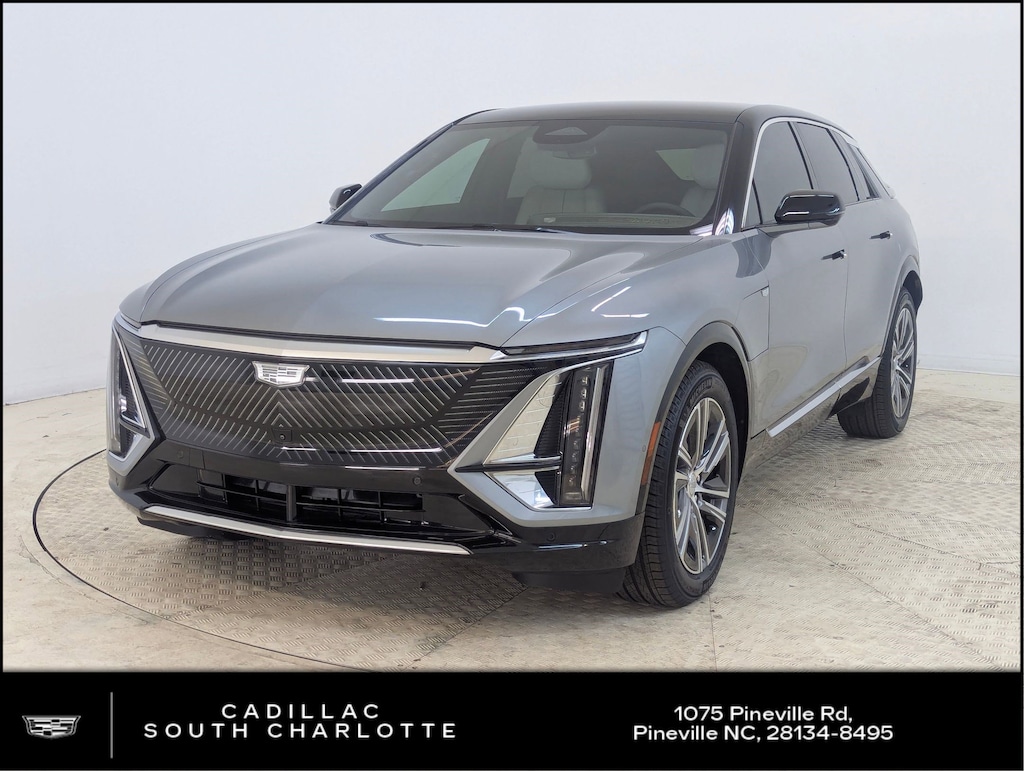 New 2025 CADILLAC LYRIQ Luxury 1 SUV