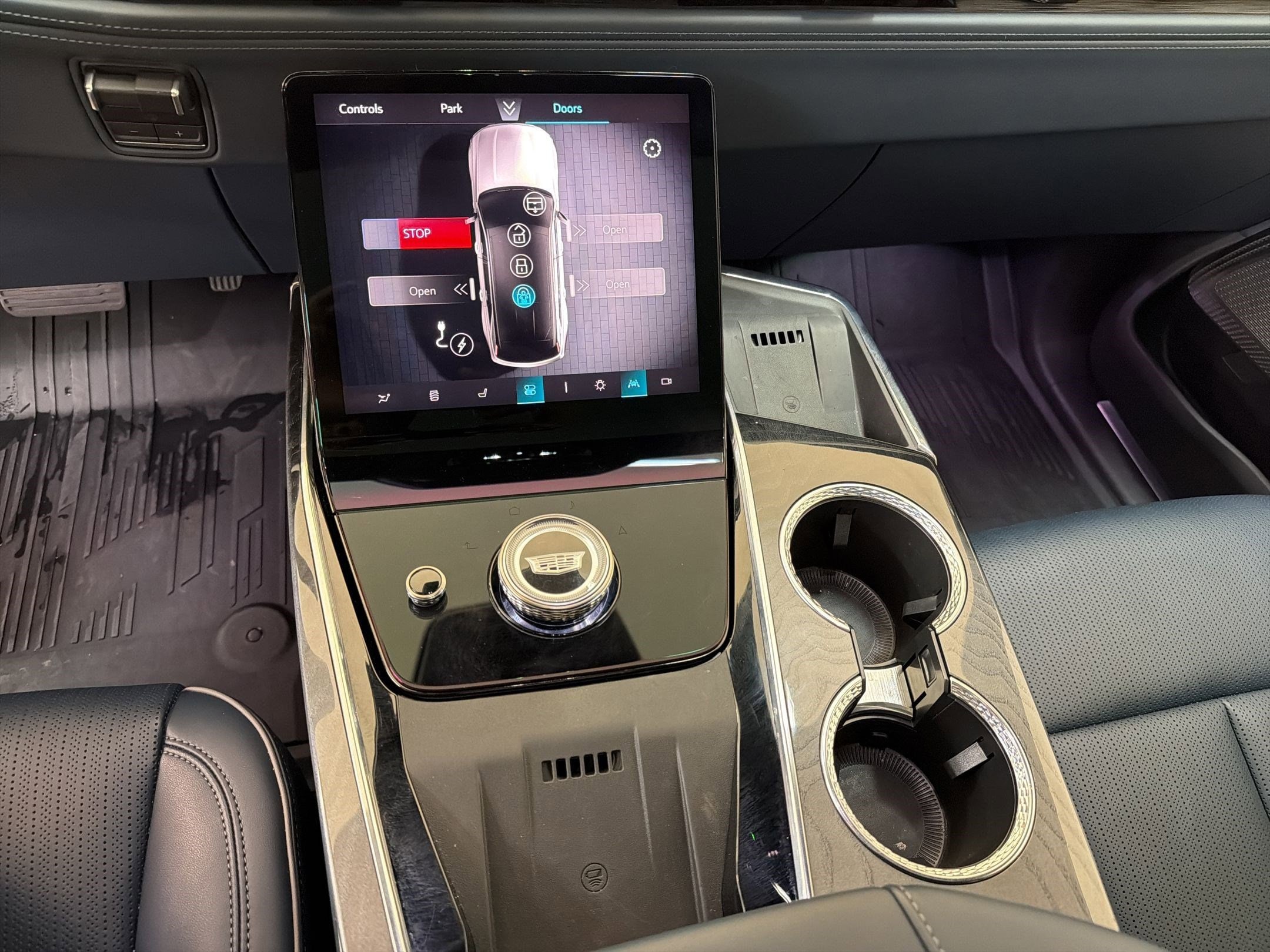 2025 Cadillac Escalade IQ Sport 2 - Photo 23