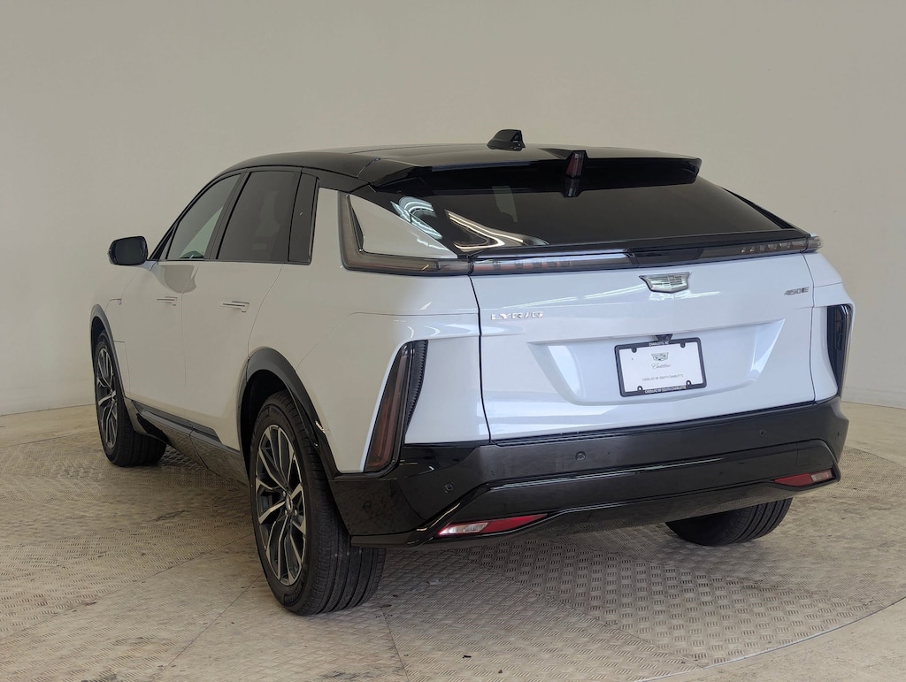 New 2026 CADILLAC LYRIQ Sport SUV