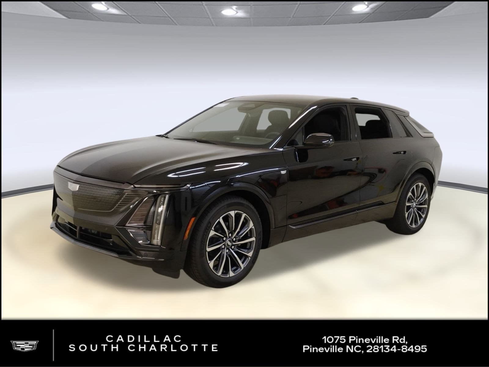 2025 Cadillac LYRIQ Sport 2's photo