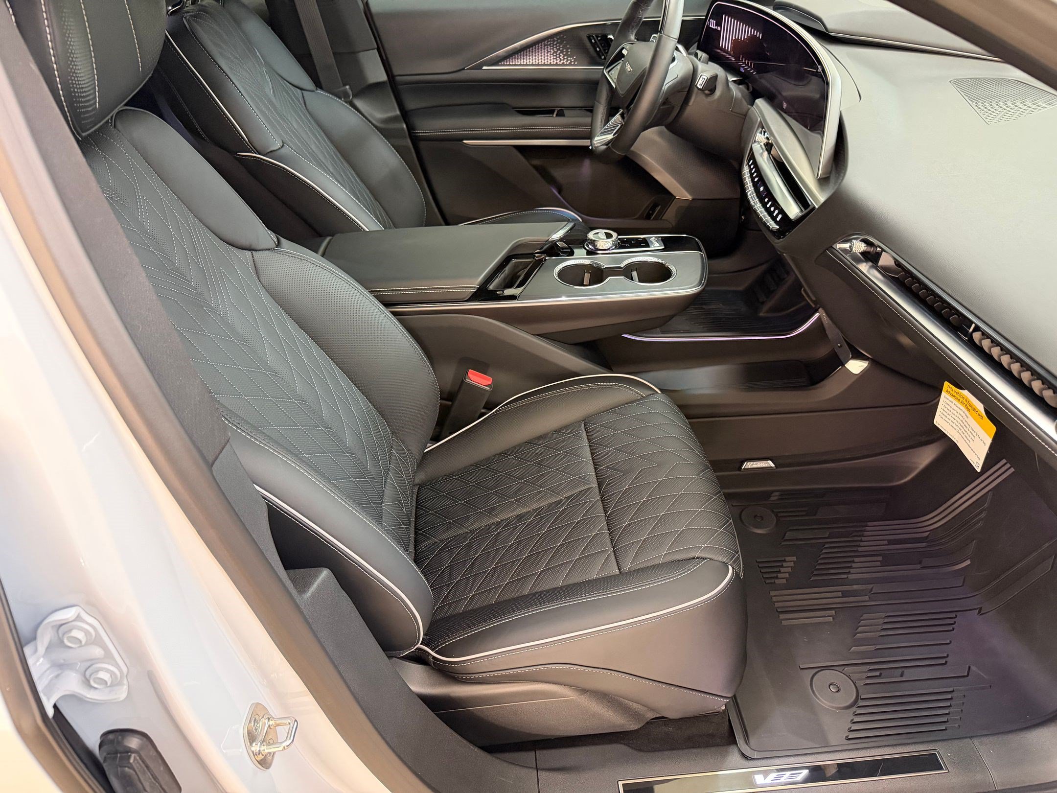 2026 Cadillac LYRIQ V Premium - Photo 23