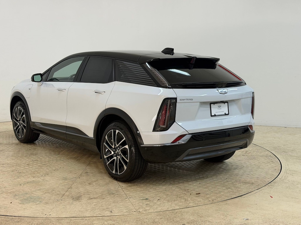 New 2027 CADILLAC OPTIQ Sport SUV