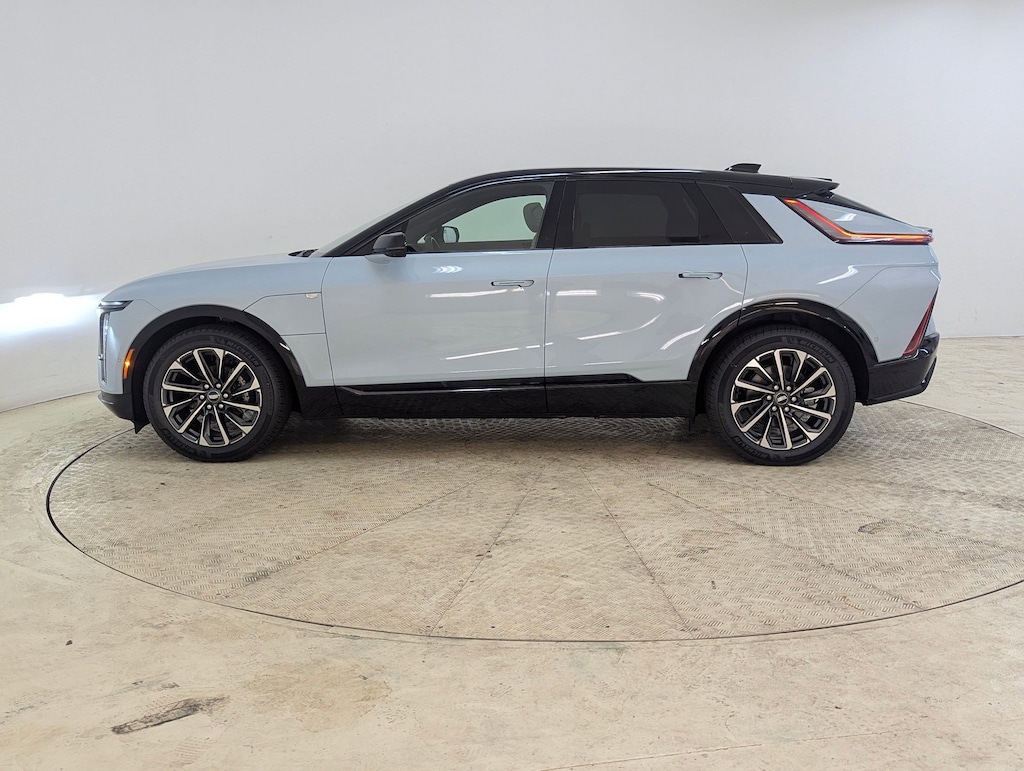 New 2026 CADILLAC LYRIQ Sport SUV