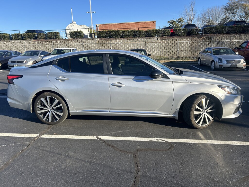 Used 2020 Nissan Altima 2.5 SR