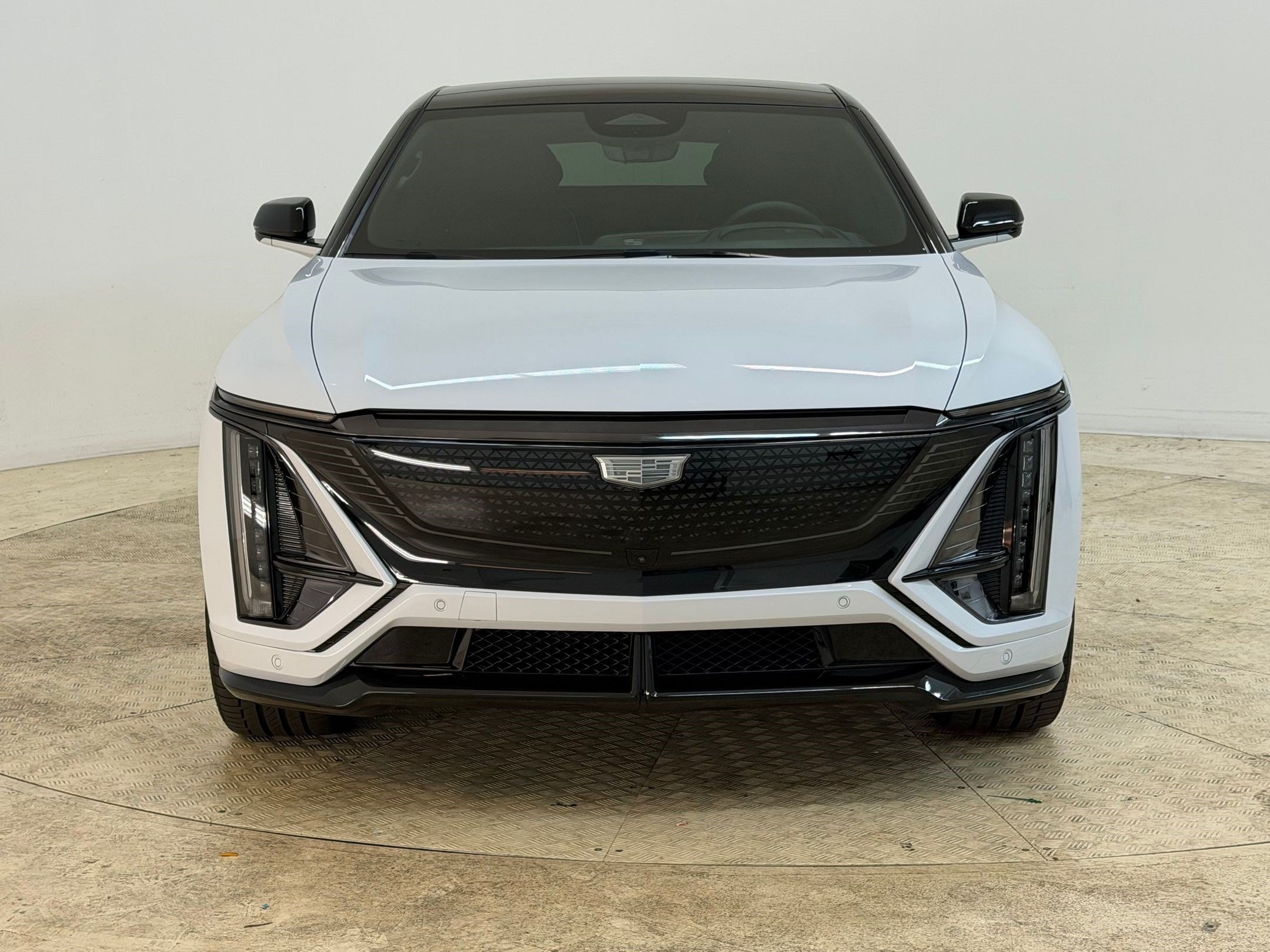 2026 Cadillac LYRIQ V Premium - Photo 6