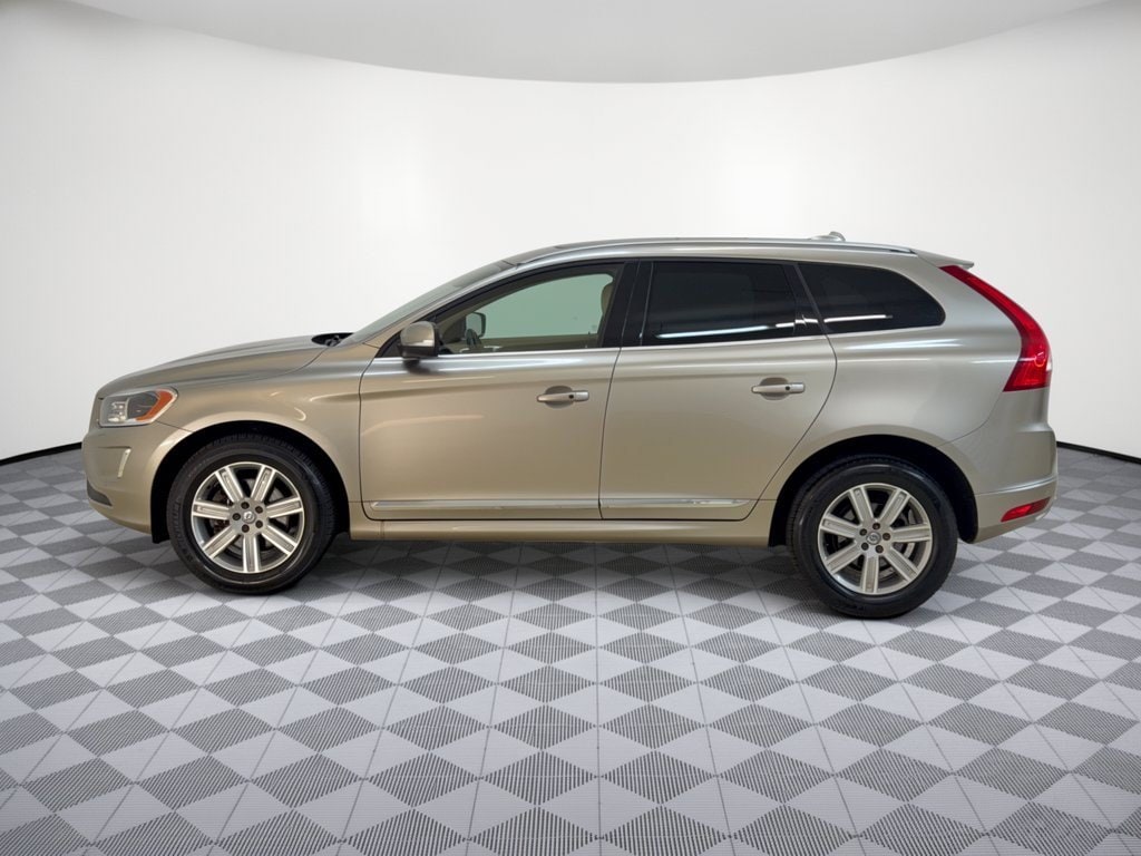 Used 2016 Volvo XC60 T6 Platinum
