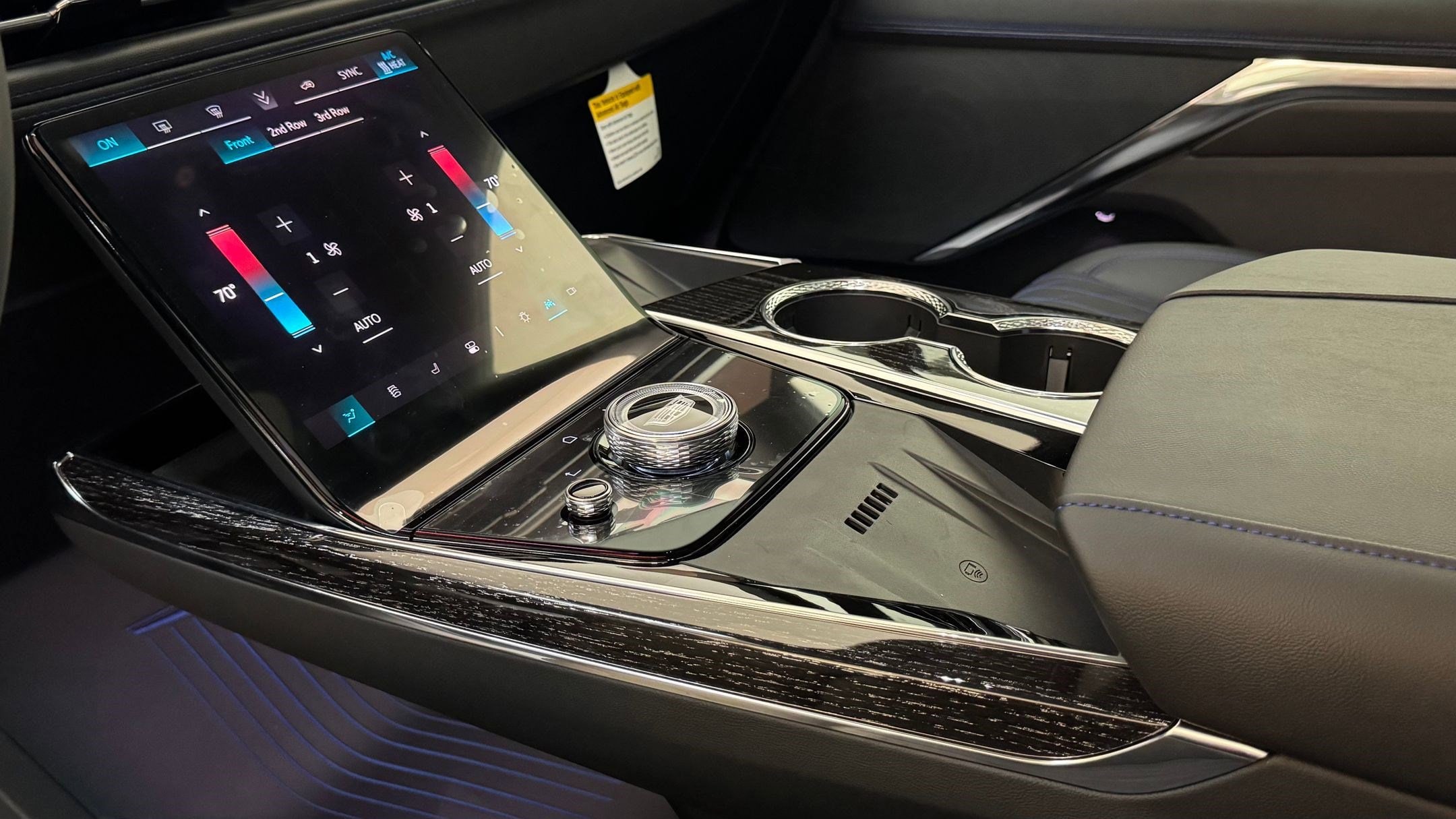 2026 Cadillac Escalade IQ Sport - Photo 47