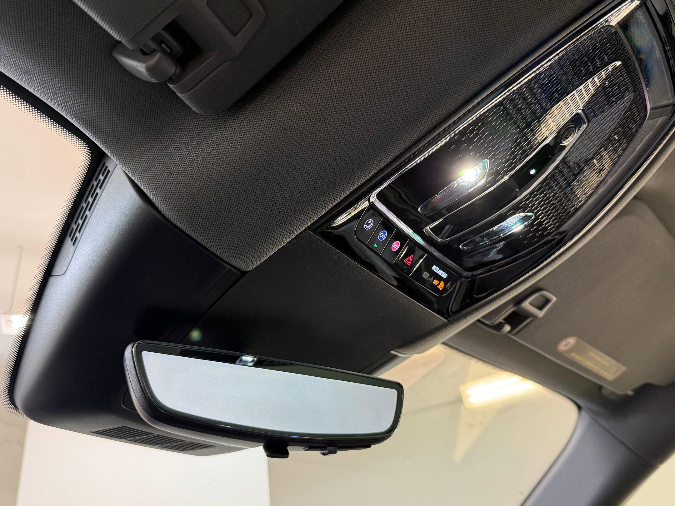 2026 Cadillac Escalade IQL Luxury - Photo 20