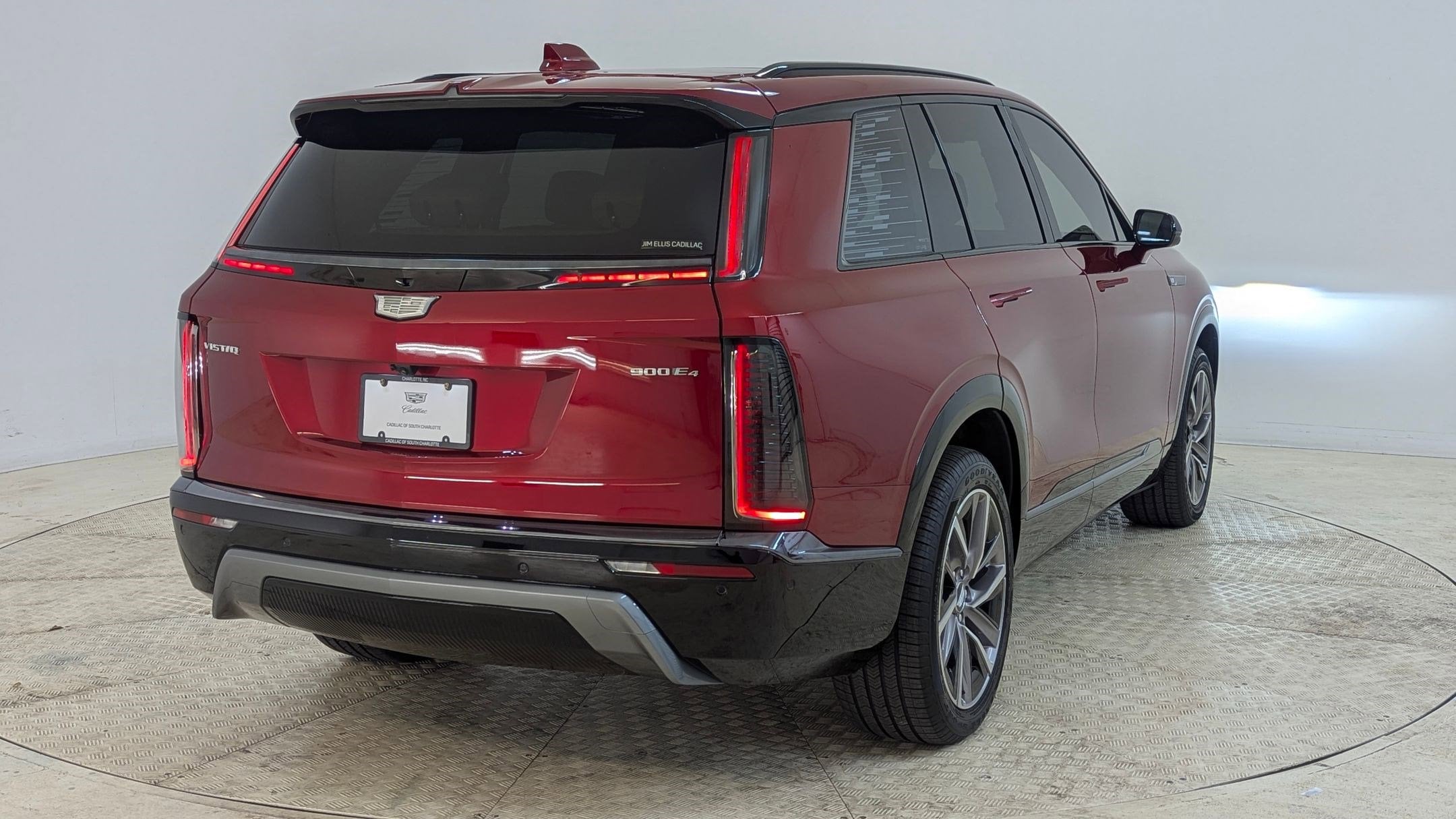2026 Cadillac VISTIQ Sport - Photo 8