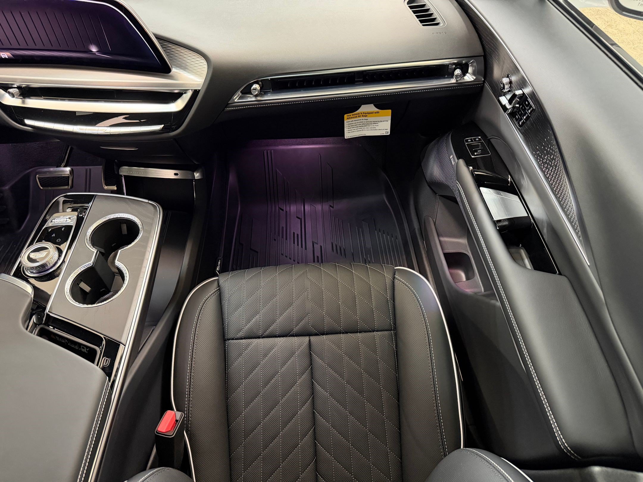 2026 Cadillac LYRIQ V Premium - Photo 28