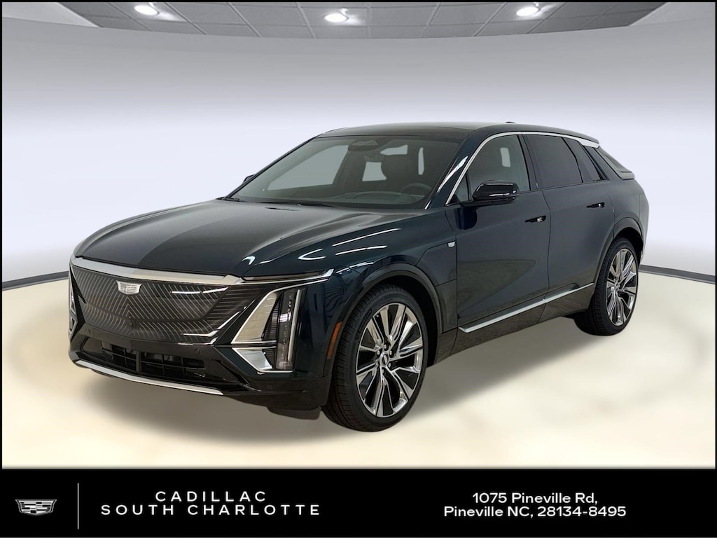 New 2027 CADILLAC LYRIQ Signature Luxury SUV