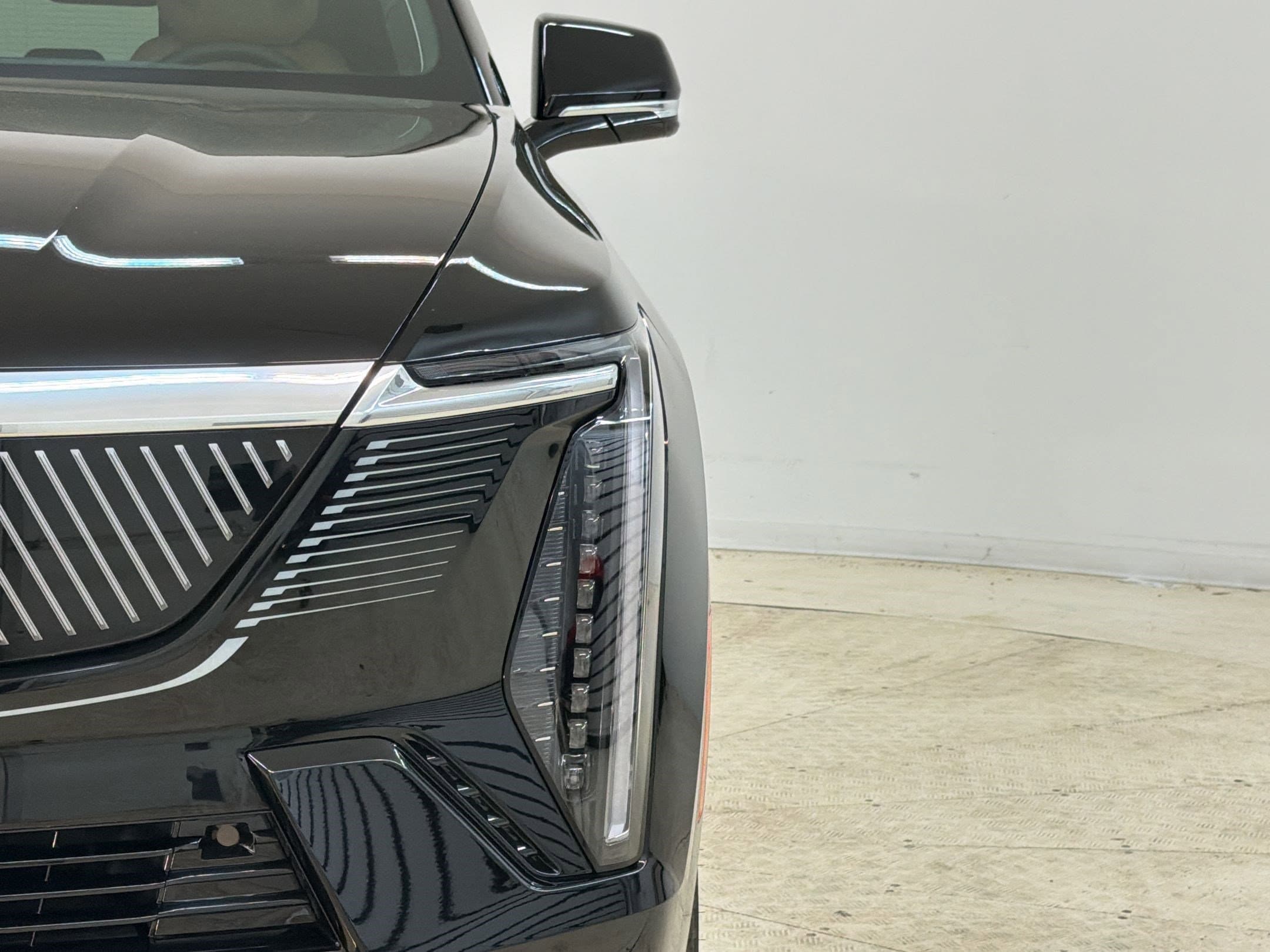 2025 Cadillac Escalade IQ Luxury 2 - Photo 11