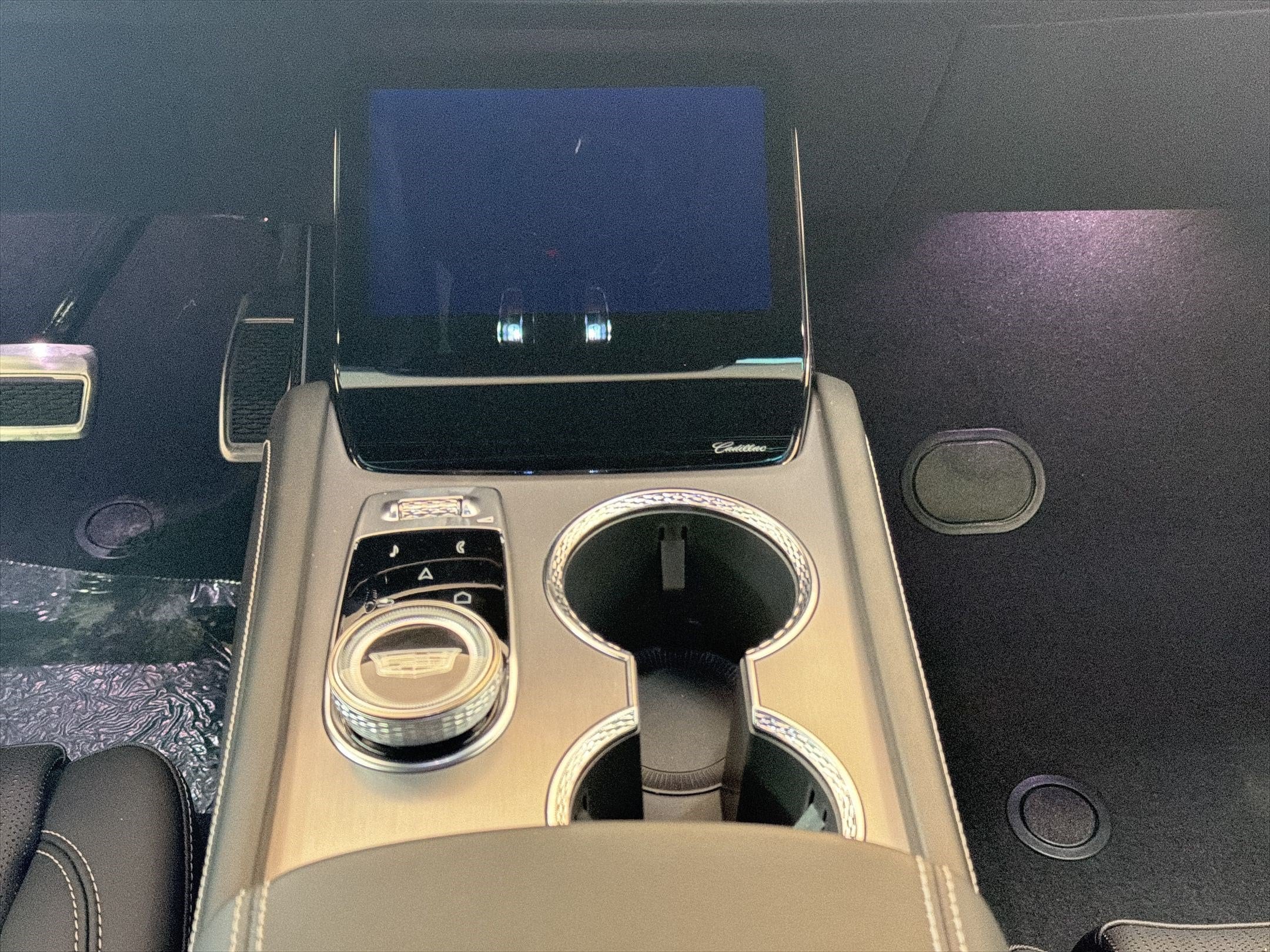 2026 Cadillac VISTIQ Luxury - Photo 23