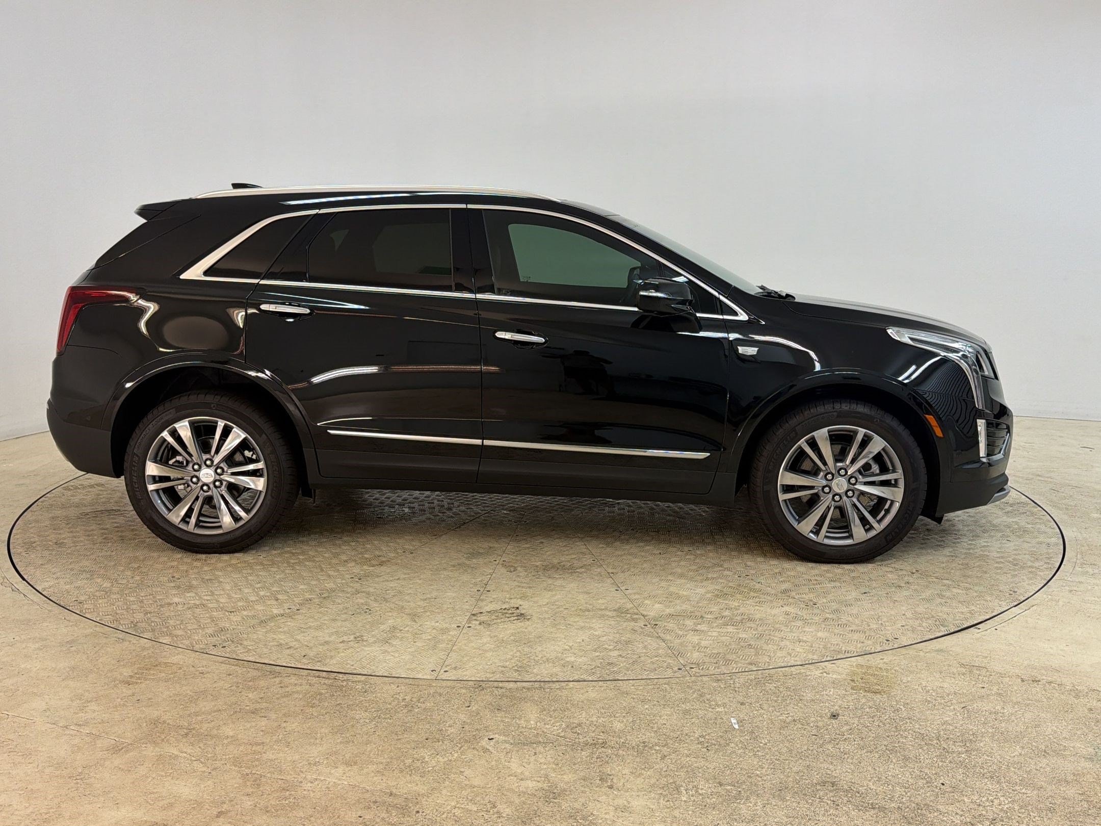 2026 Cadillac XT5 Premium Luxury - Photo 8
