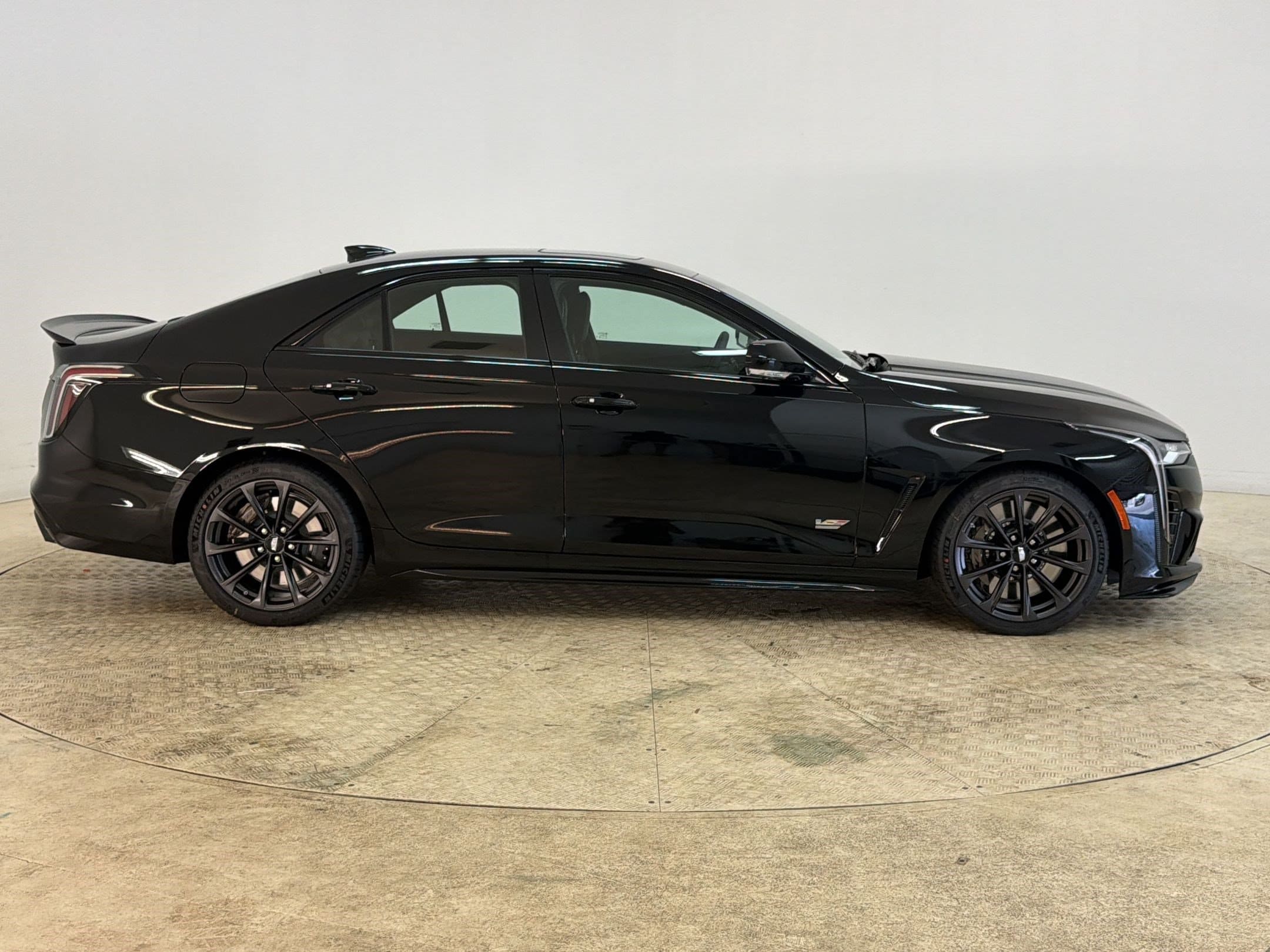 CT4-V V-Series Blackwing Sedan