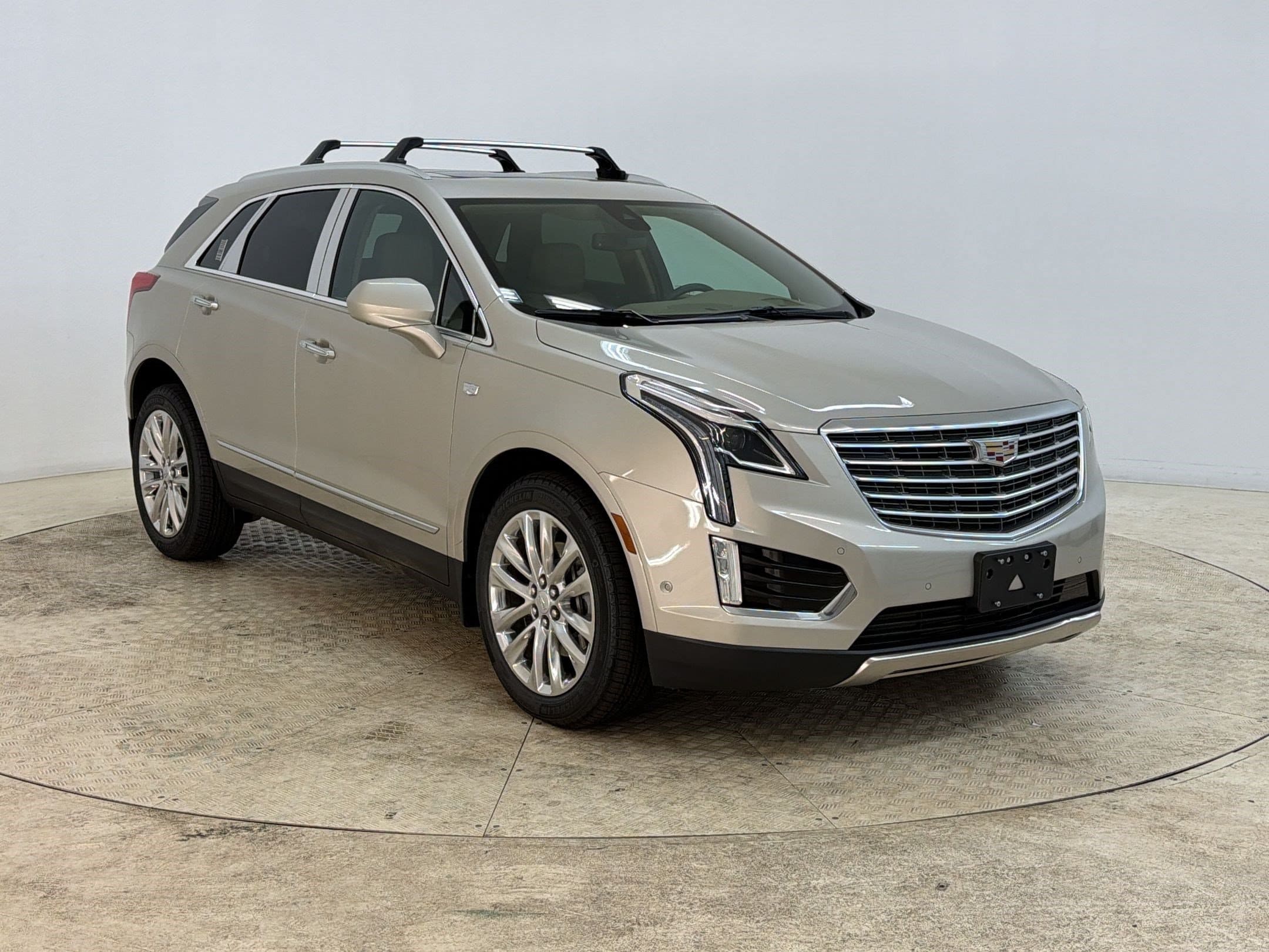 XT5 Platinum AWD SUV