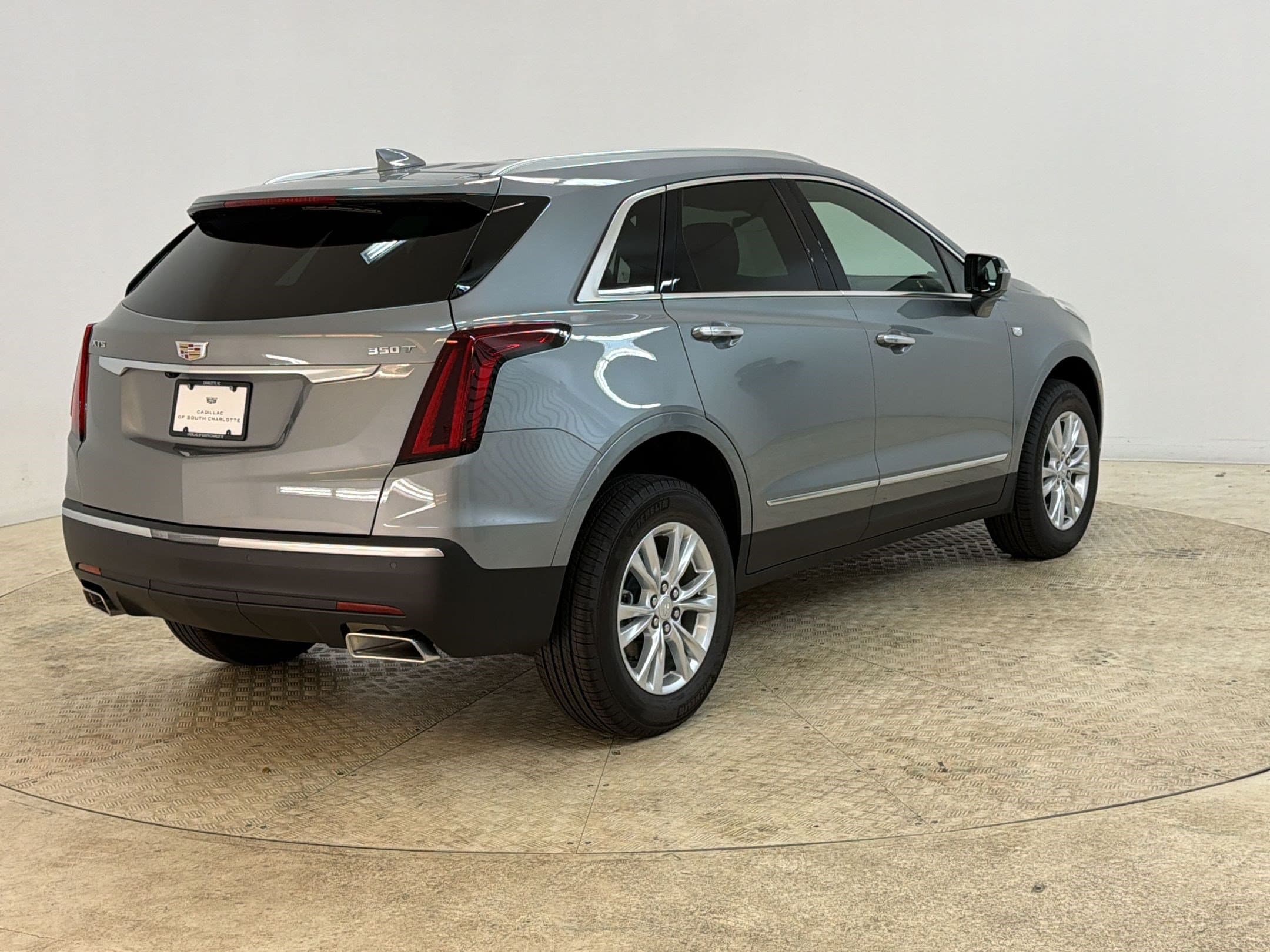 2026 Cadillac XT5 Luxury - Photo 9