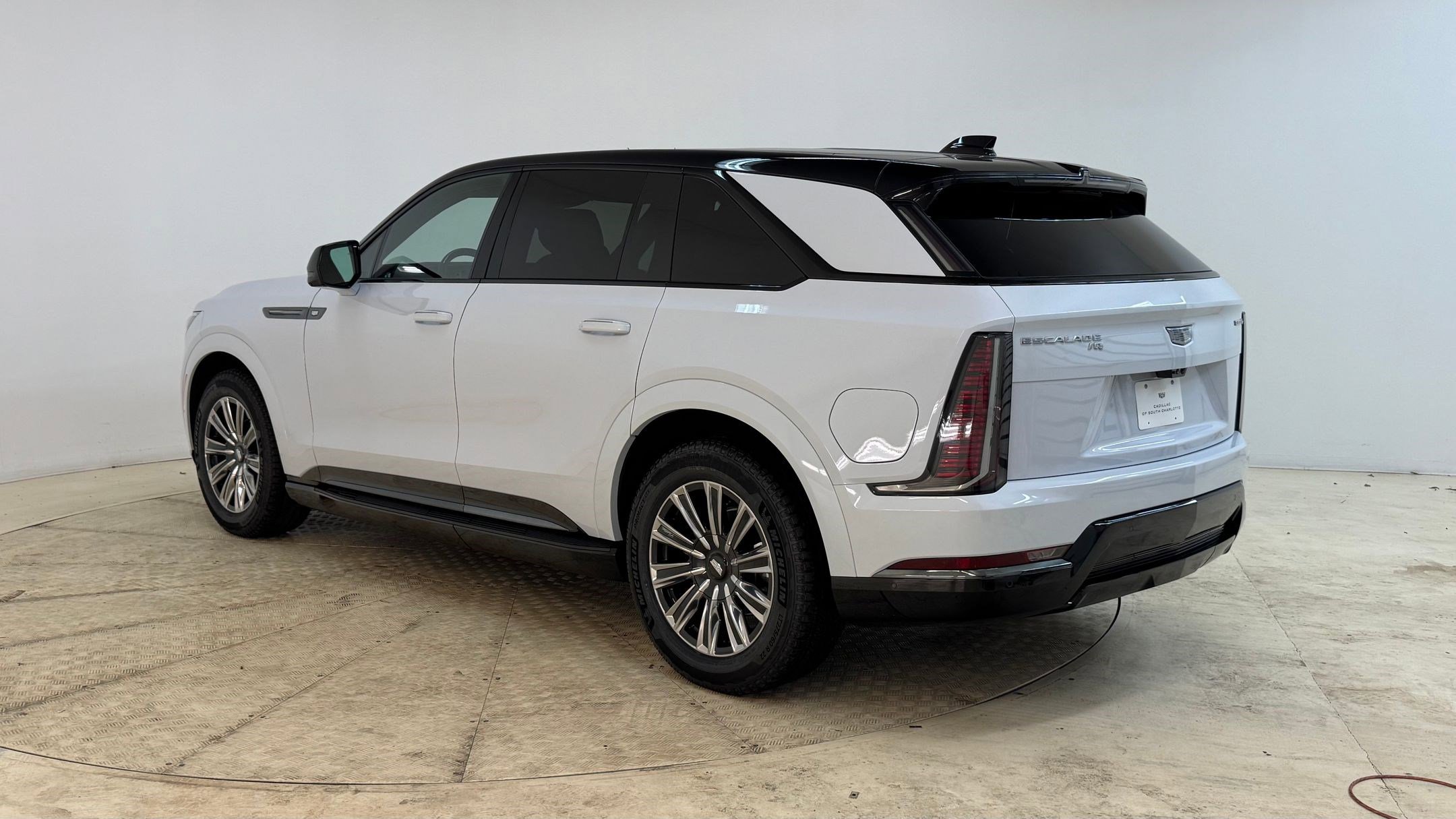 2026 Cadillac Escalade IQ Sport photo 3