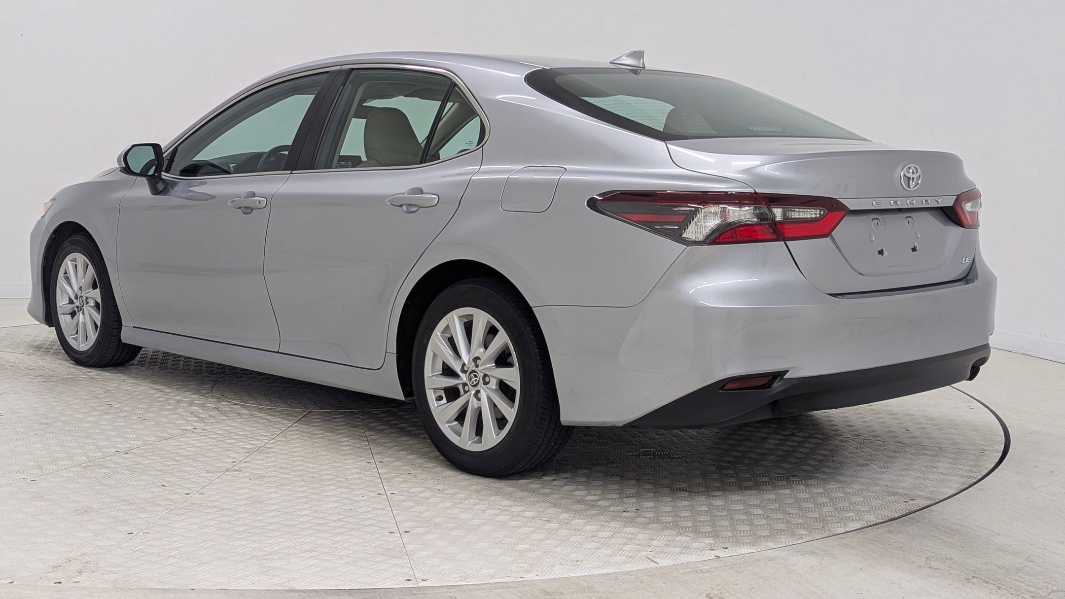 2024 Toyota Camry LE photo 3