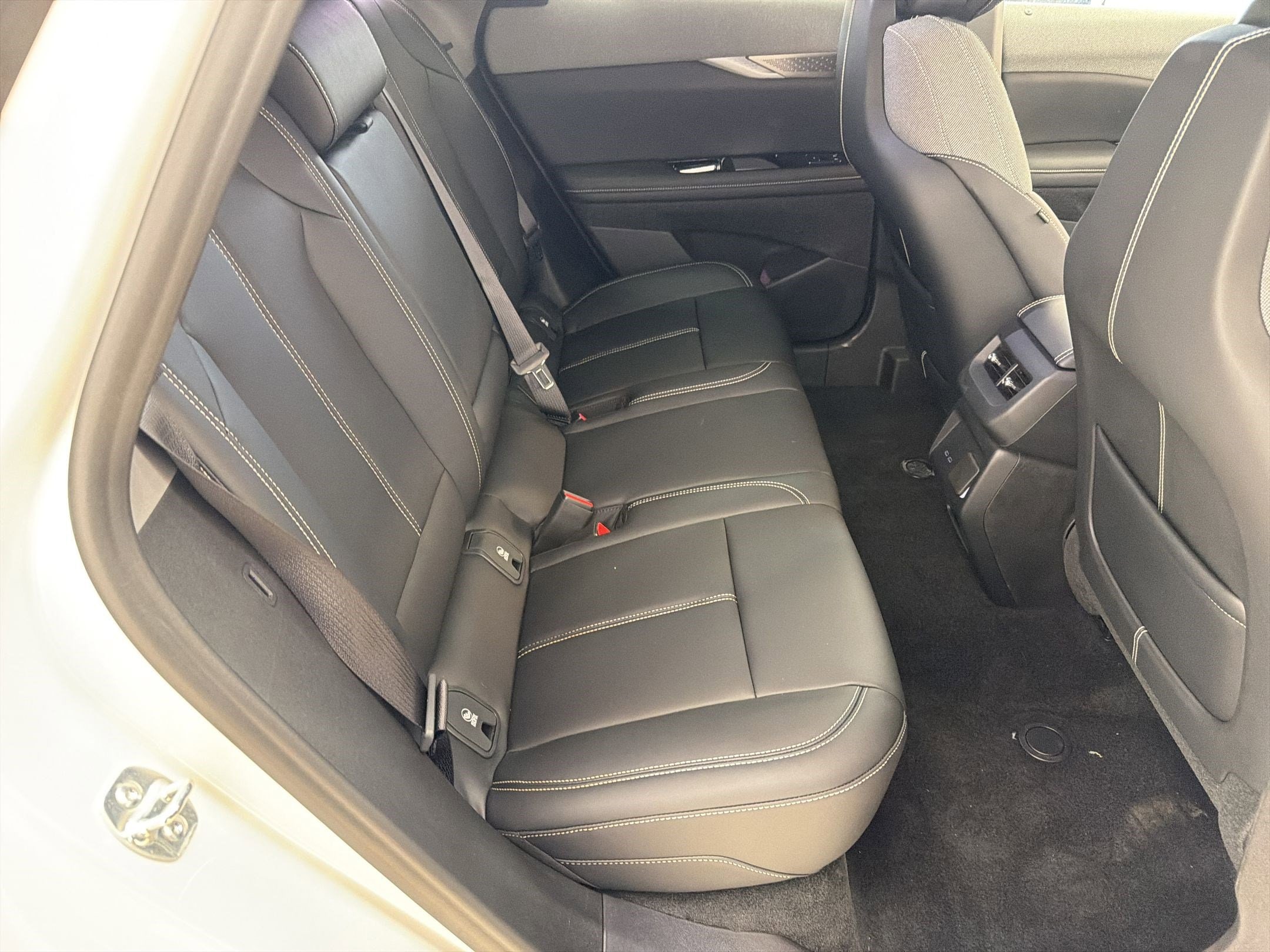 2025 Cadillac OPTIQ Luxury 1 - Photo 27