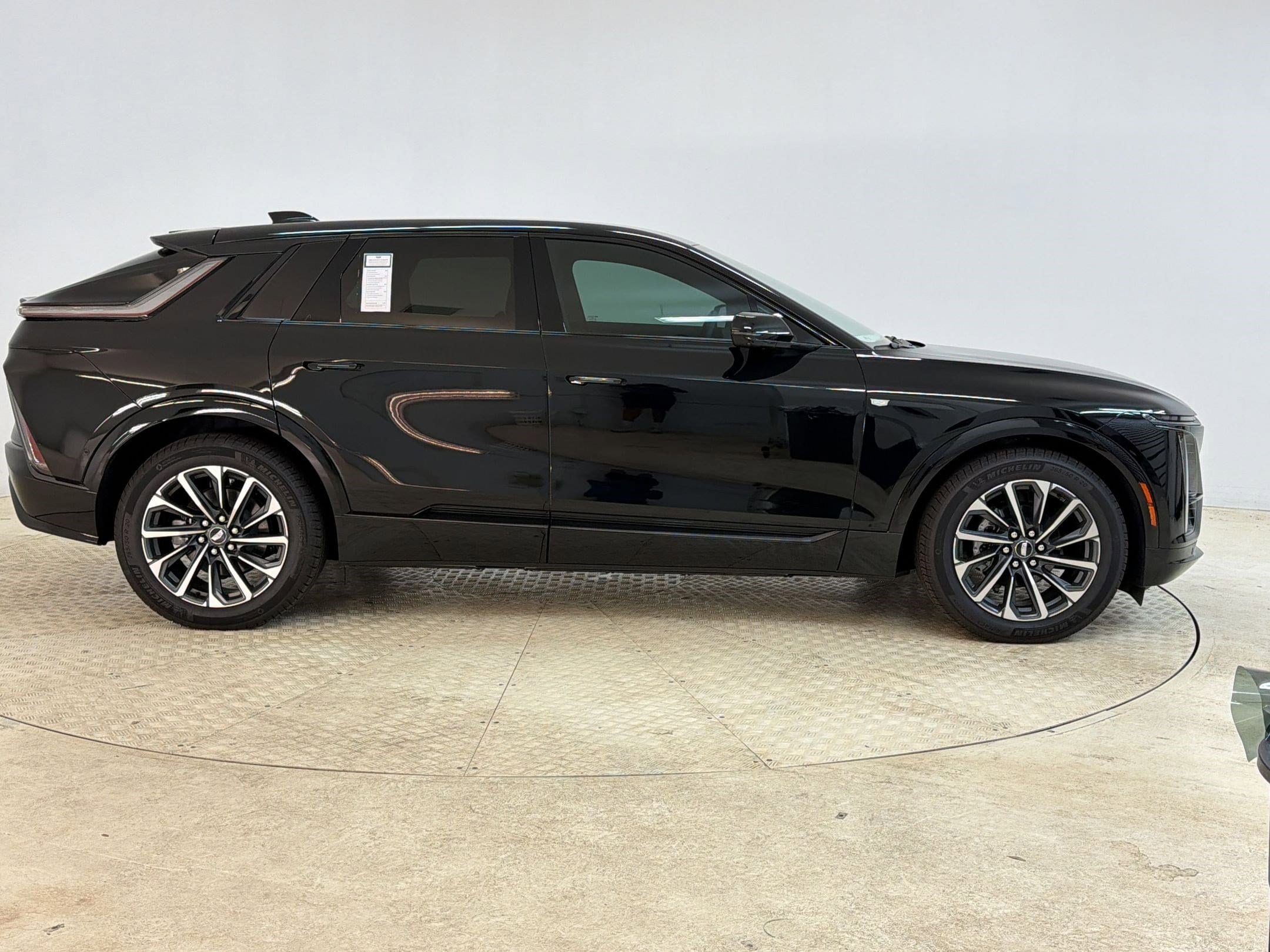 2025 Cadillac LYRIQ Sport 2 - Photo 8
