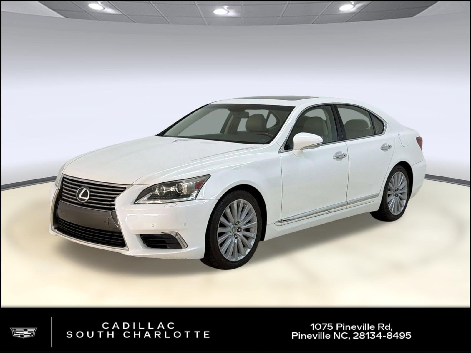 2014 Lexus LS 500 460's photo