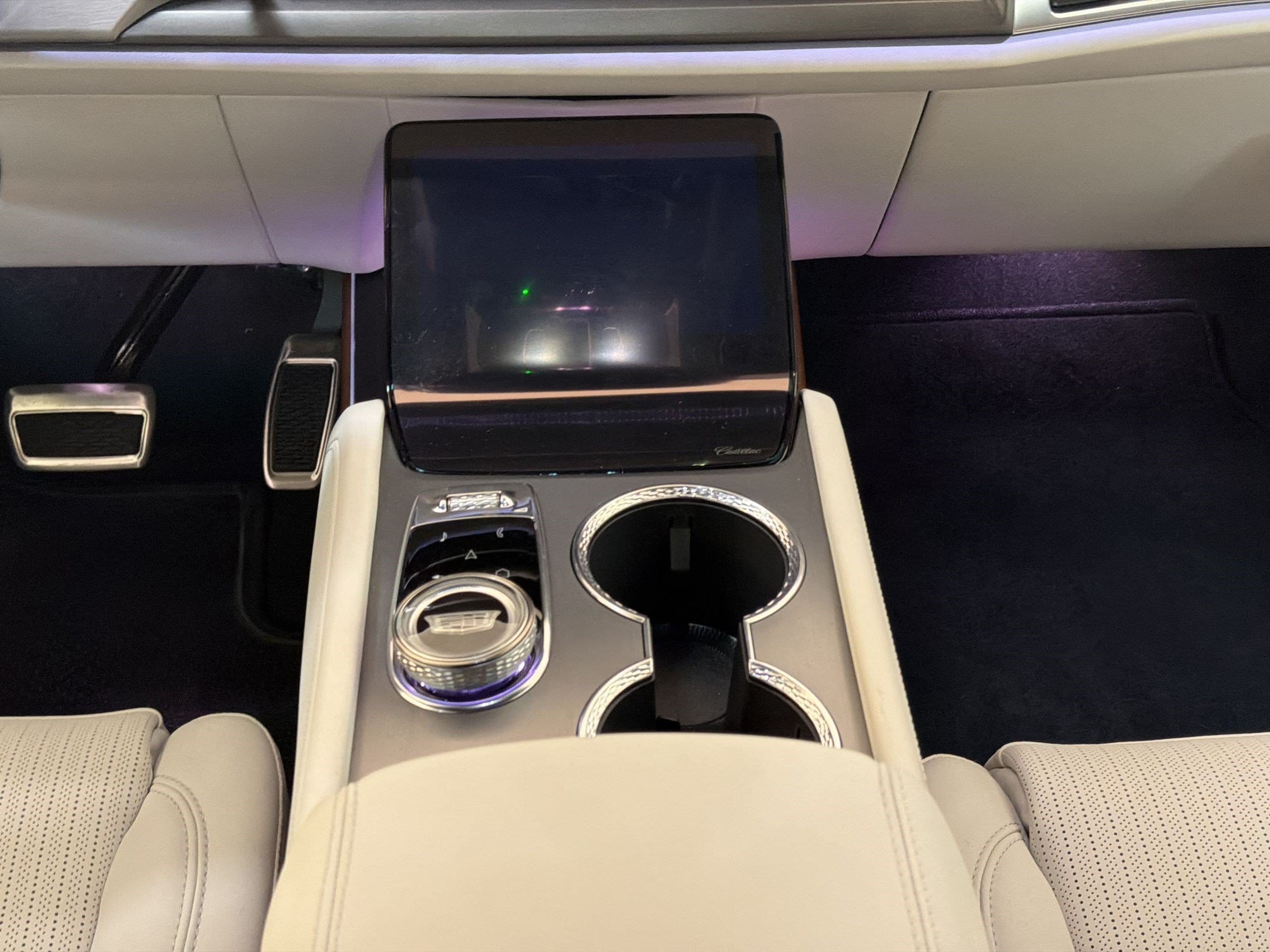 2026 Cadillac VISTIQ Luxury - Photo 26