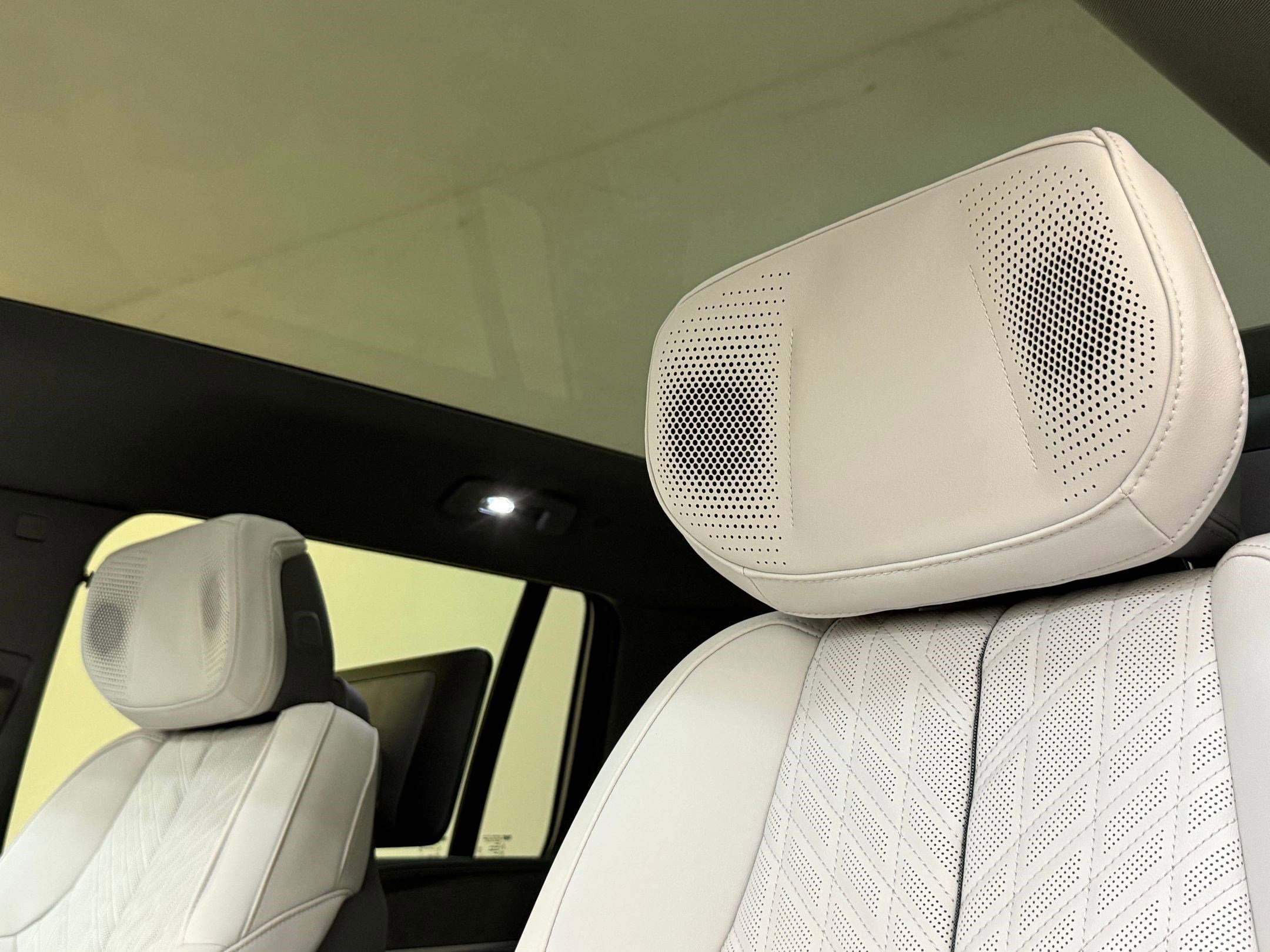 2026 Cadillac Escalade IQL Luxury - Photo 28