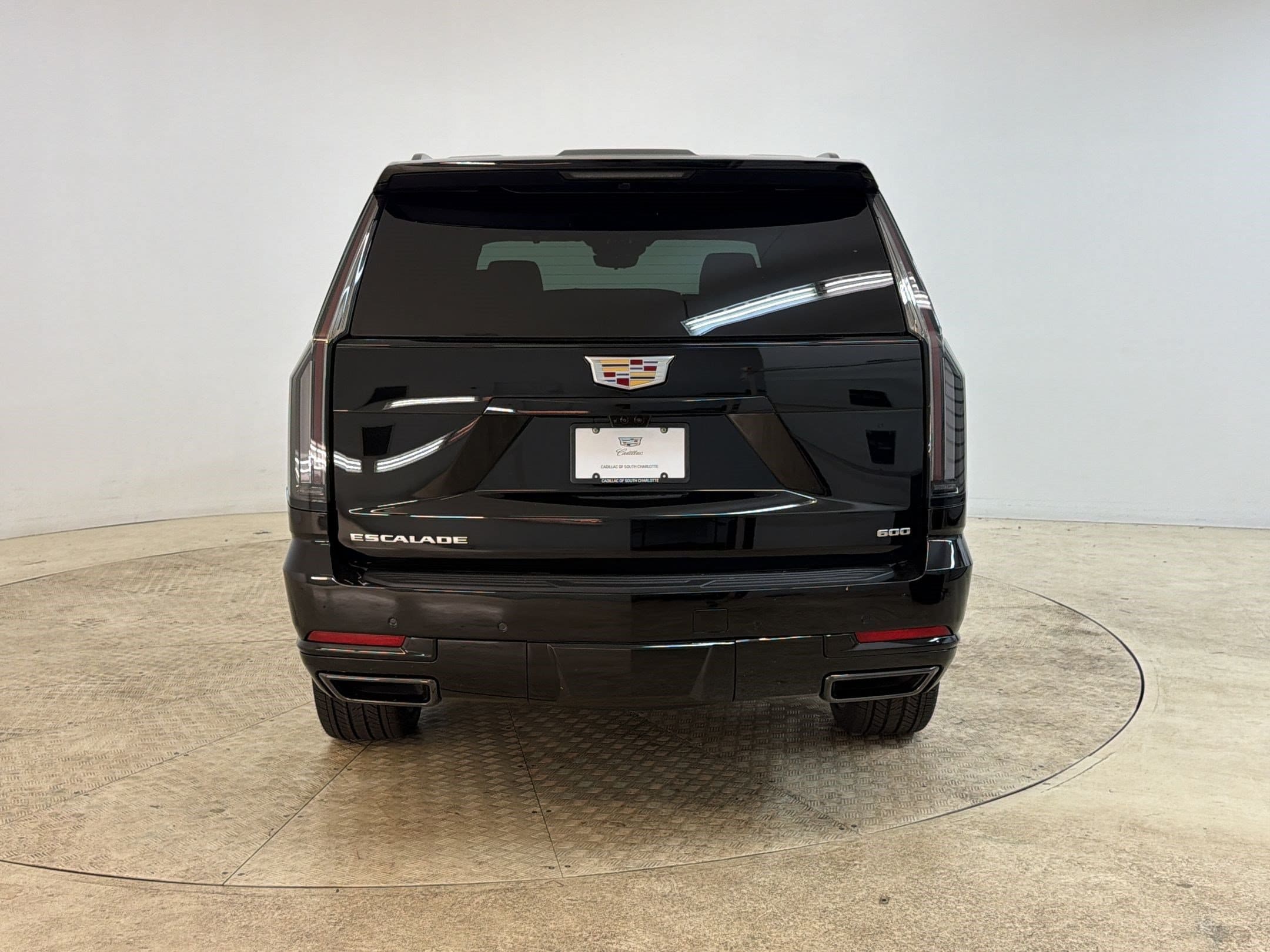 2026 Cadillac Escalade Sport - Photo 10