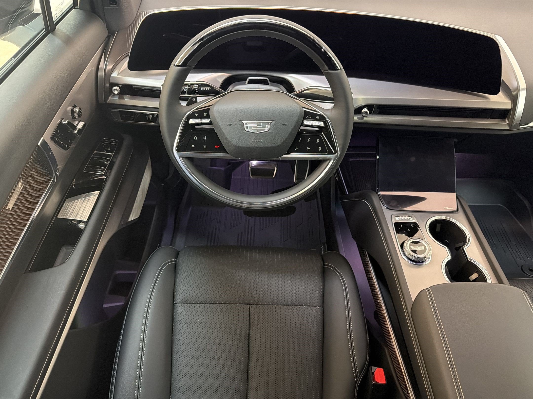 2027 Cadillac VISTIQ Sport - Photo 27