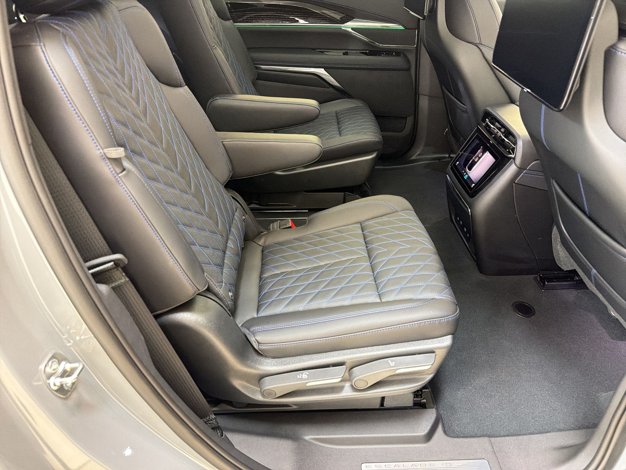 2026 Cadillac Escalade IQL Sport - Photo 25