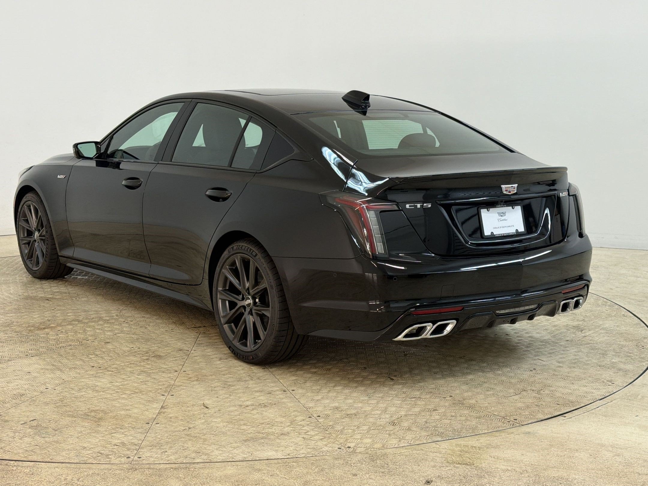 CT5-V V-Series Sedan