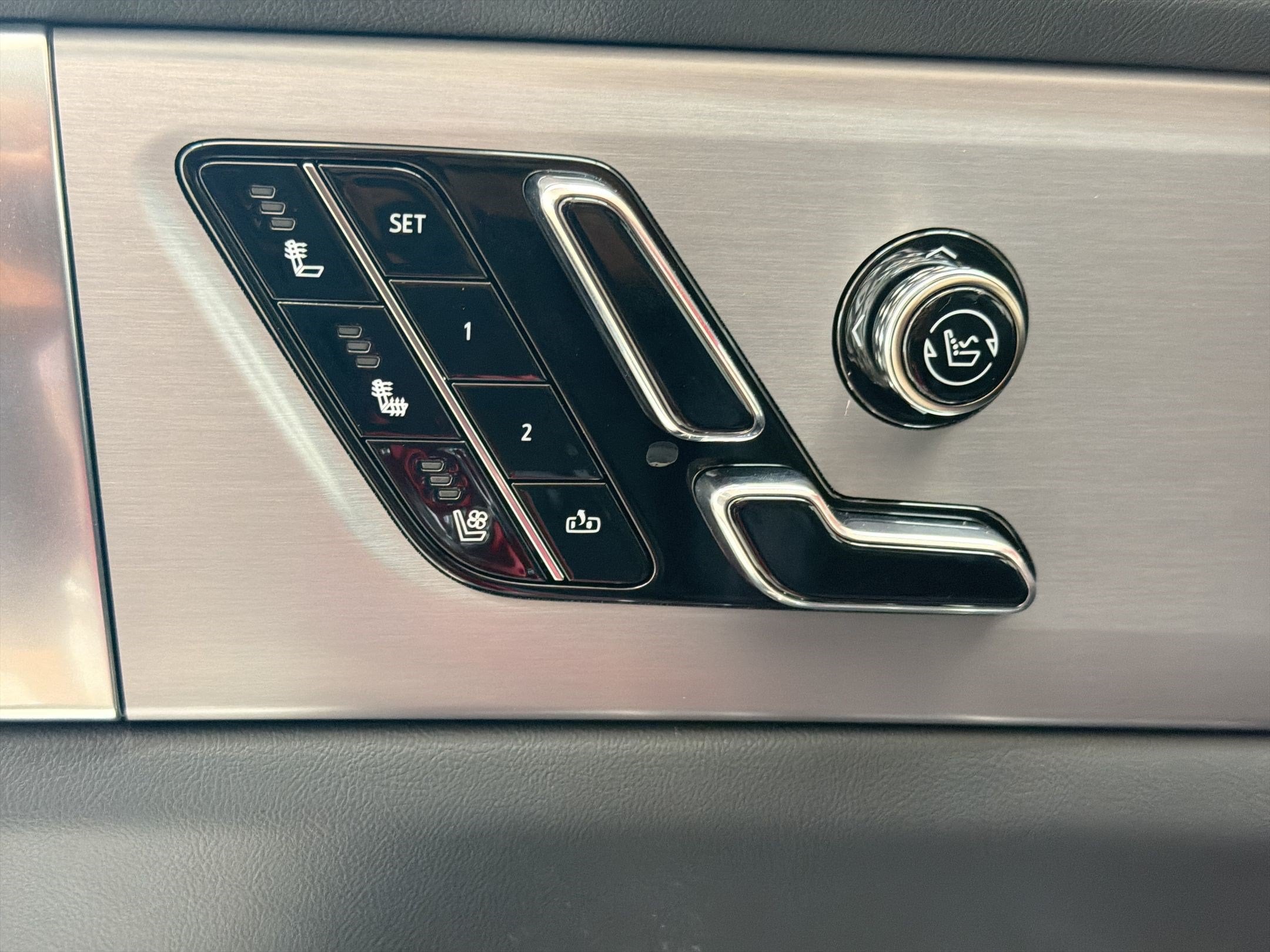 2026 Cadillac VISTIQ Luxury - Photo 17