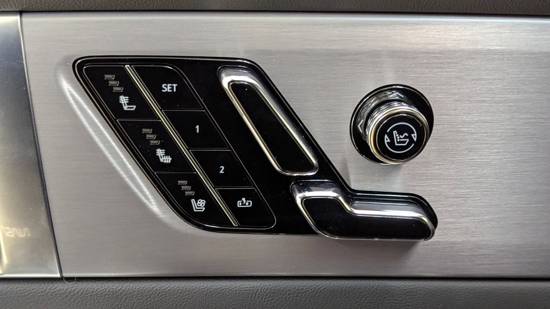 2026 Cadillac VISTIQ Sport - Photo 14