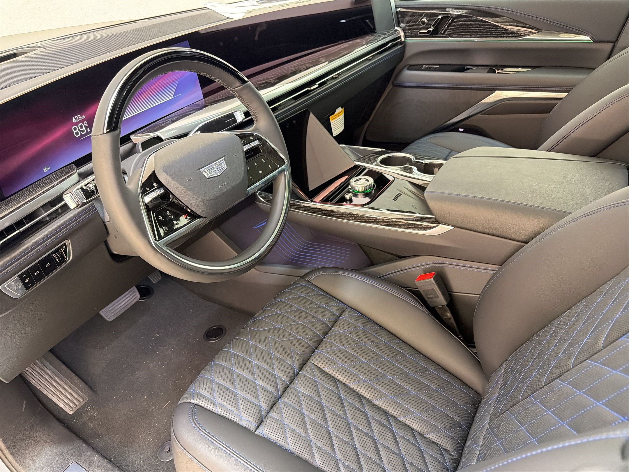 2026 Cadillac Escalade IQL Sport - Photo 4