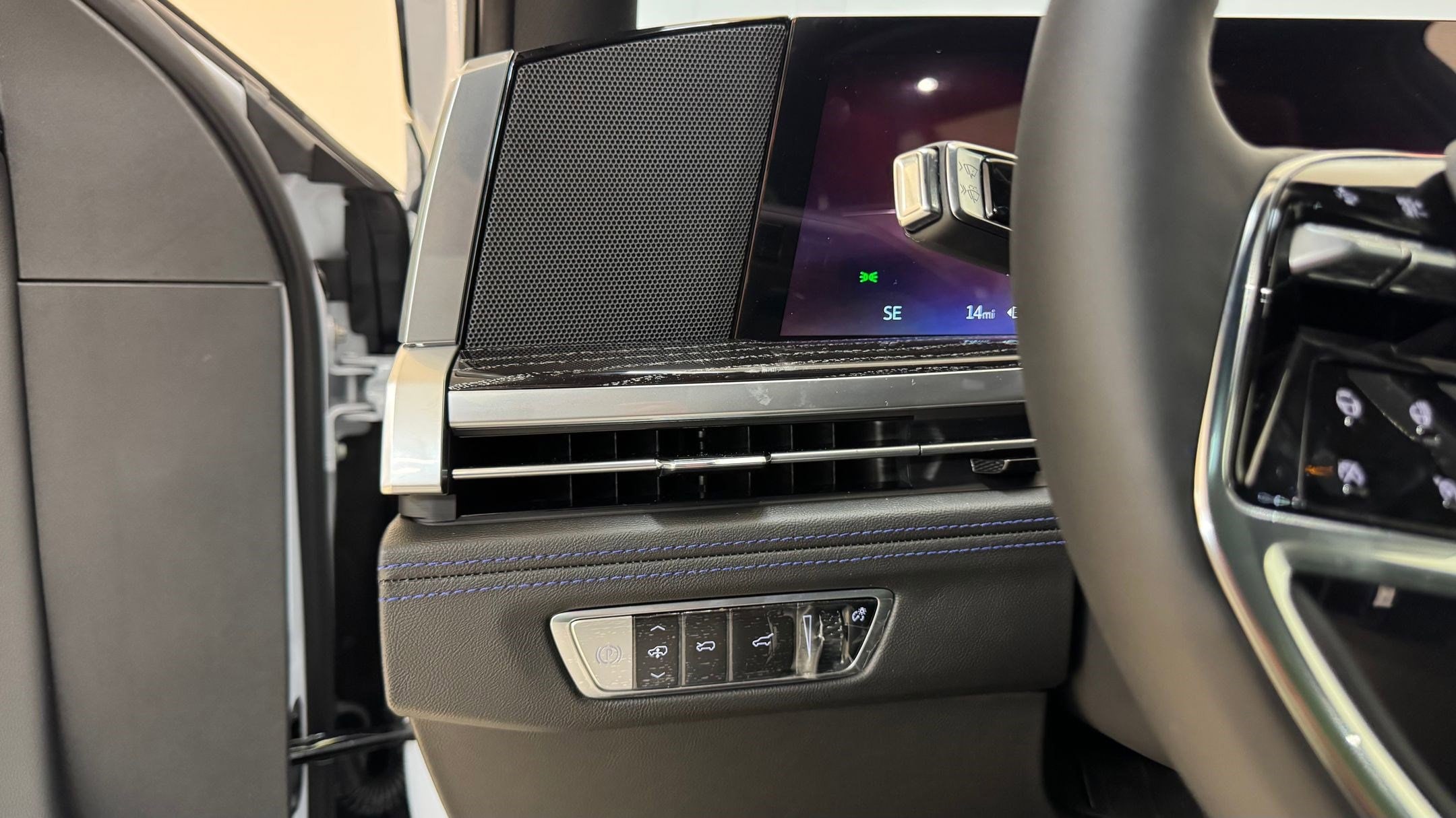 2026 Cadillac Escalade IQ Sport - Photo 46