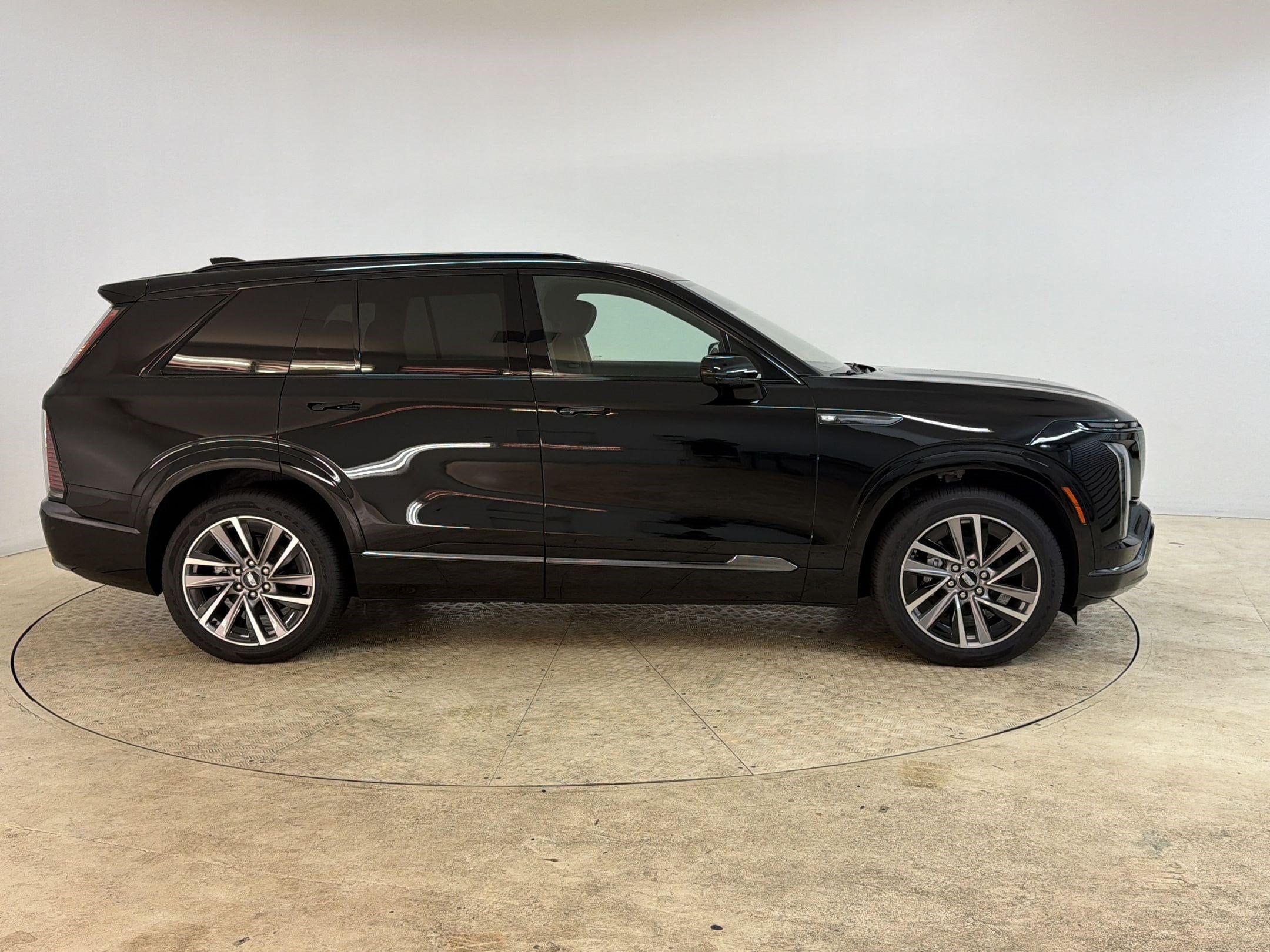 VISTIQ Sport SUV