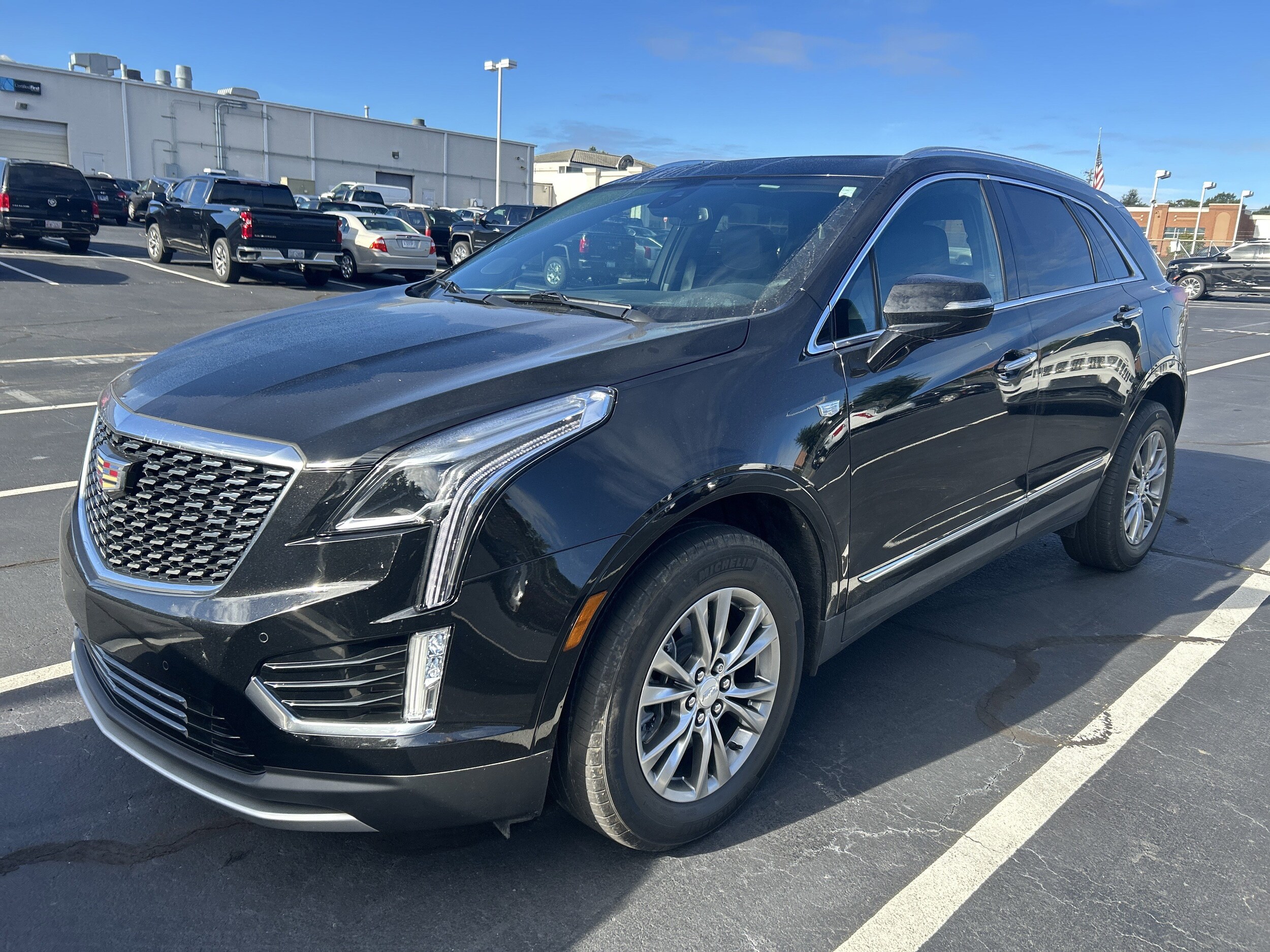 2023 Cadillac XT5 Premium Luxury photo 3