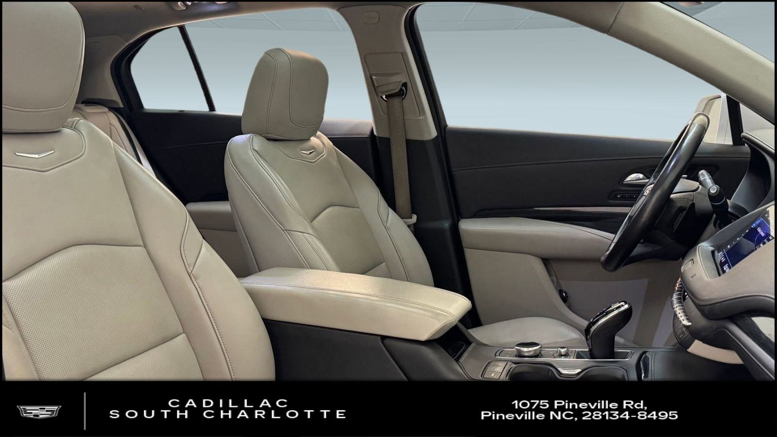 2020 Cadillac XT4 Premium Luxury