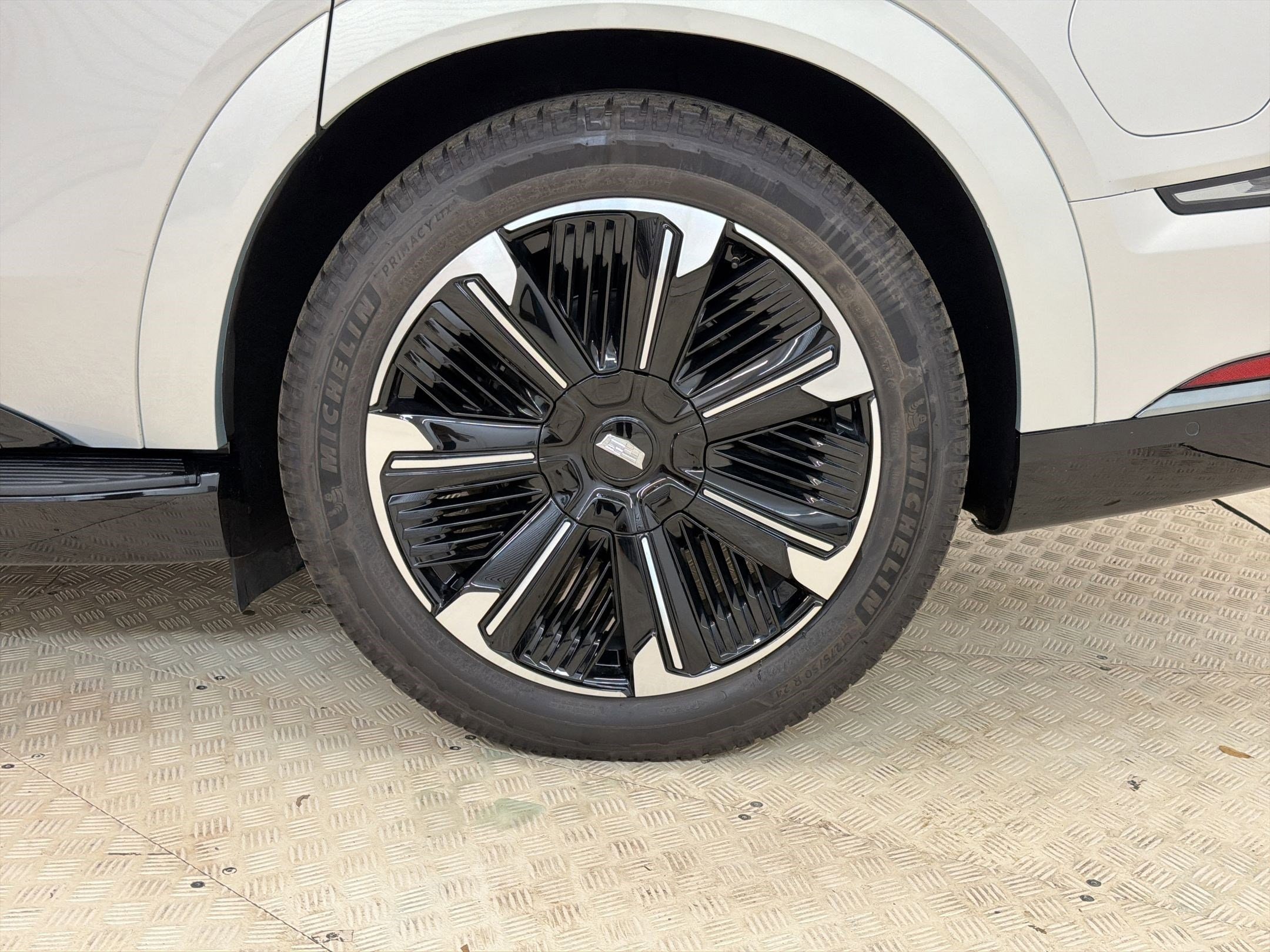 2025 Cadillac Escalade IQ Sport 2 - Photo 12