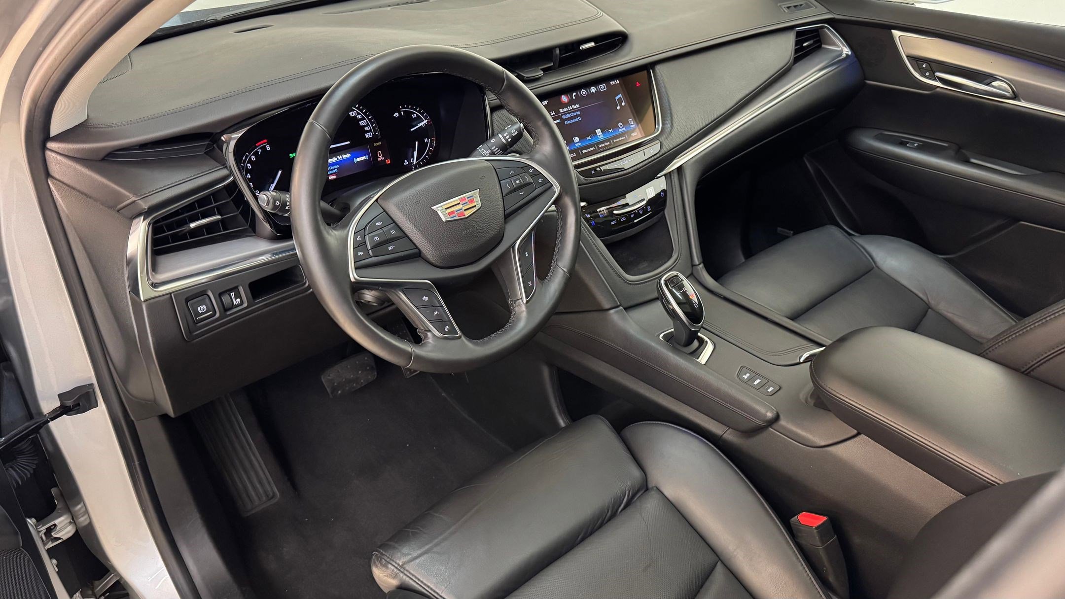 2017 Cadillac XT5 Premium Luxury photo 3