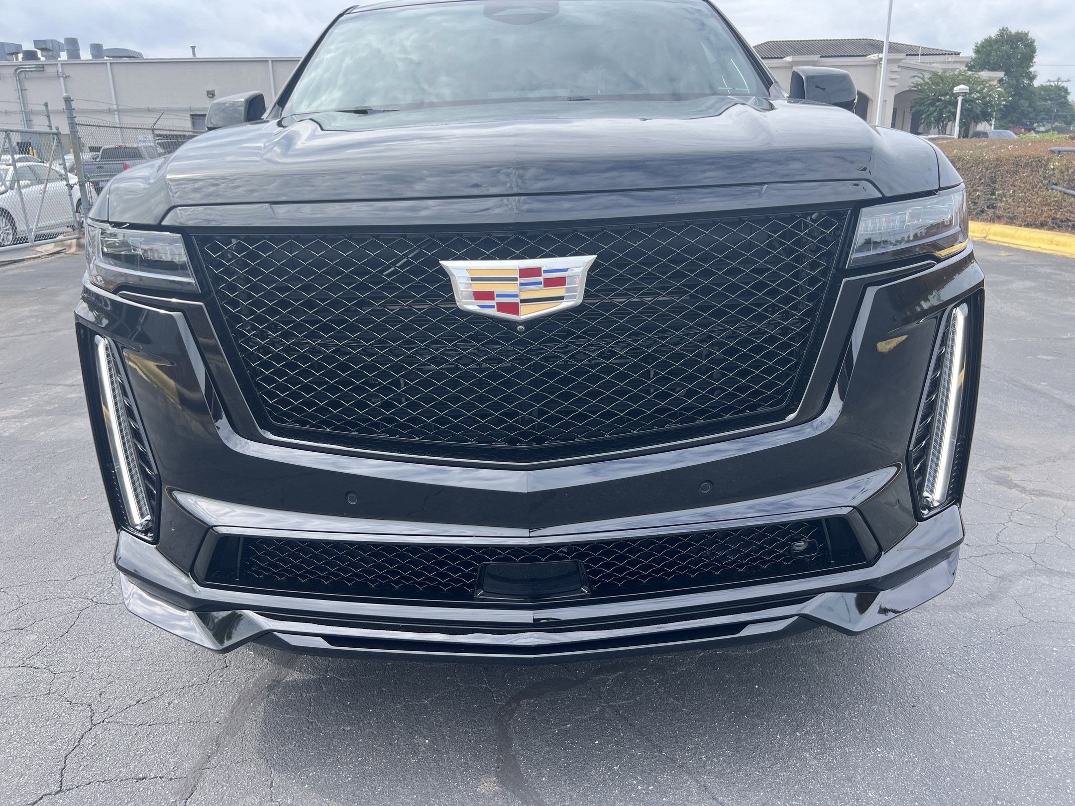 2023 Cadillac Escalade photo 4