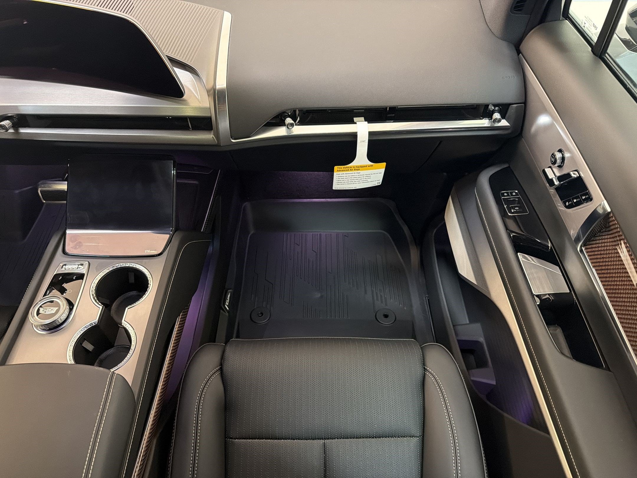 2027 Cadillac VISTIQ Sport - Photo 28