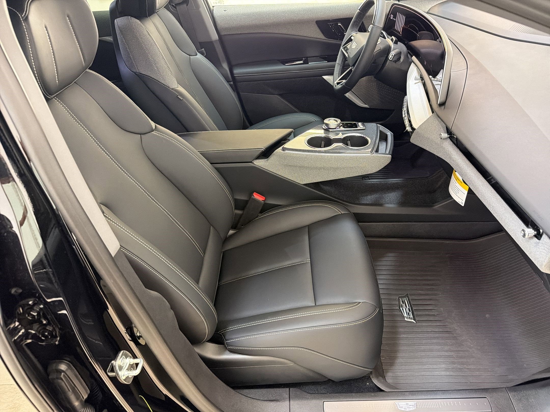 2026 Cadillac OPTIQ Sport - Photo 26