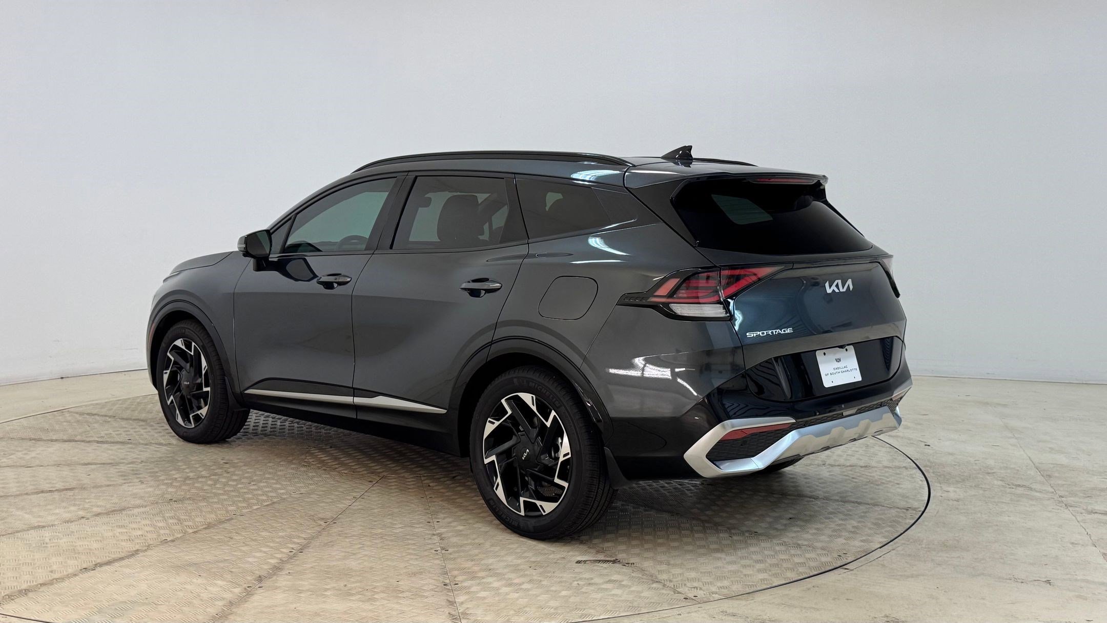 2024 Kia Sportage photo 3