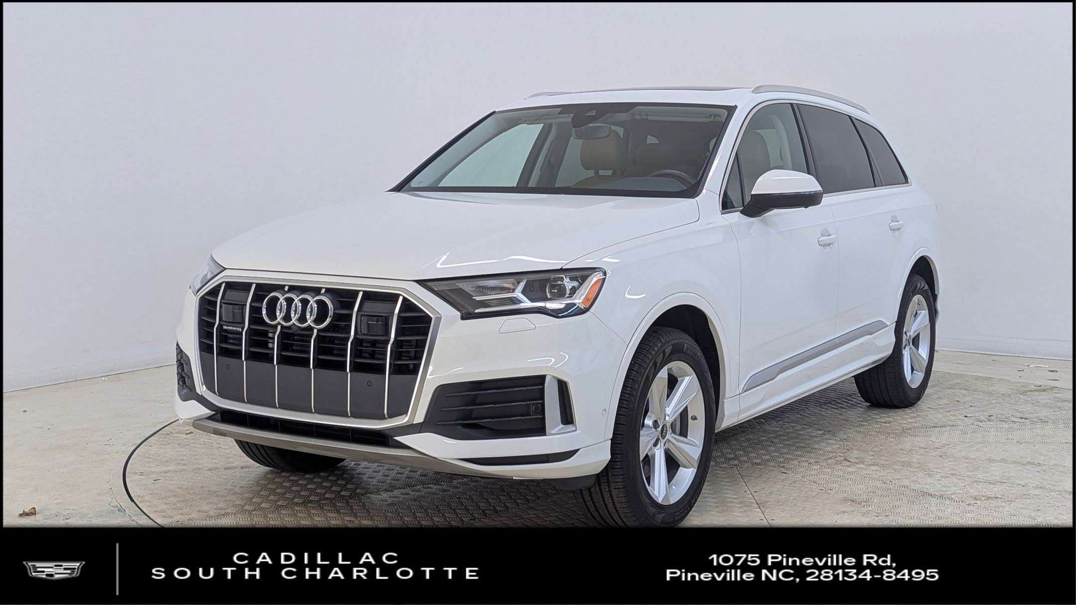 2024 Audi Q7 Premium's photo