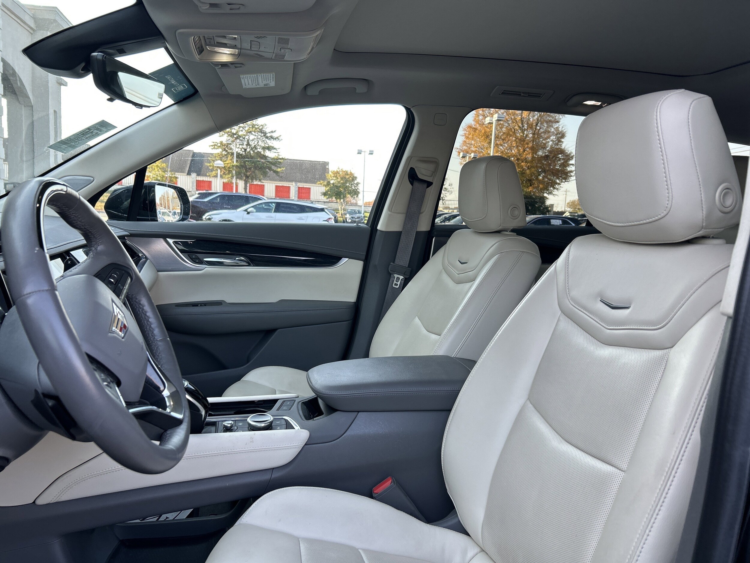 2023 Cadillac XT6 Premium Luxury photo 4