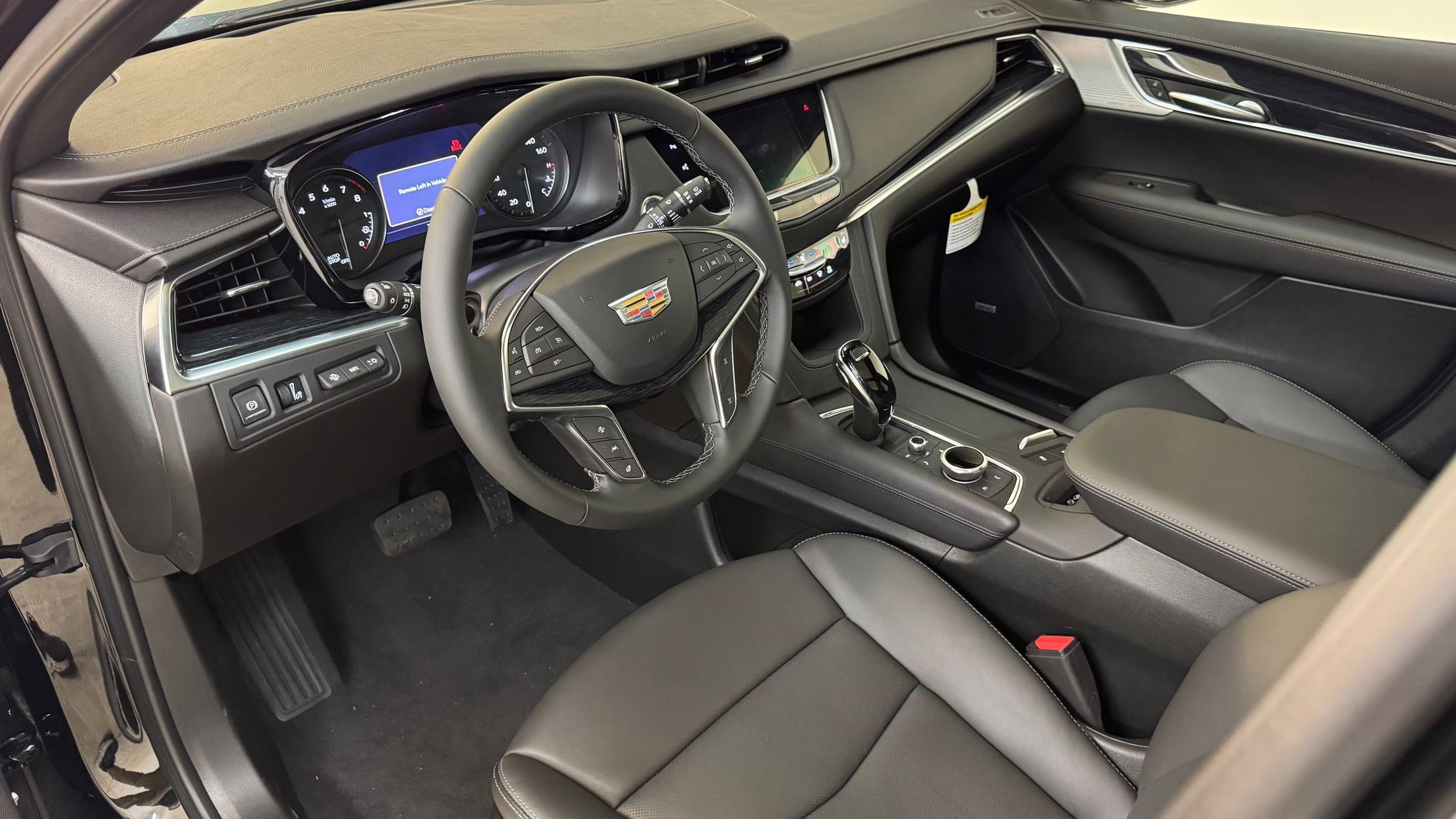 2025 Cadillac XT5 Premium Luxury photo 4