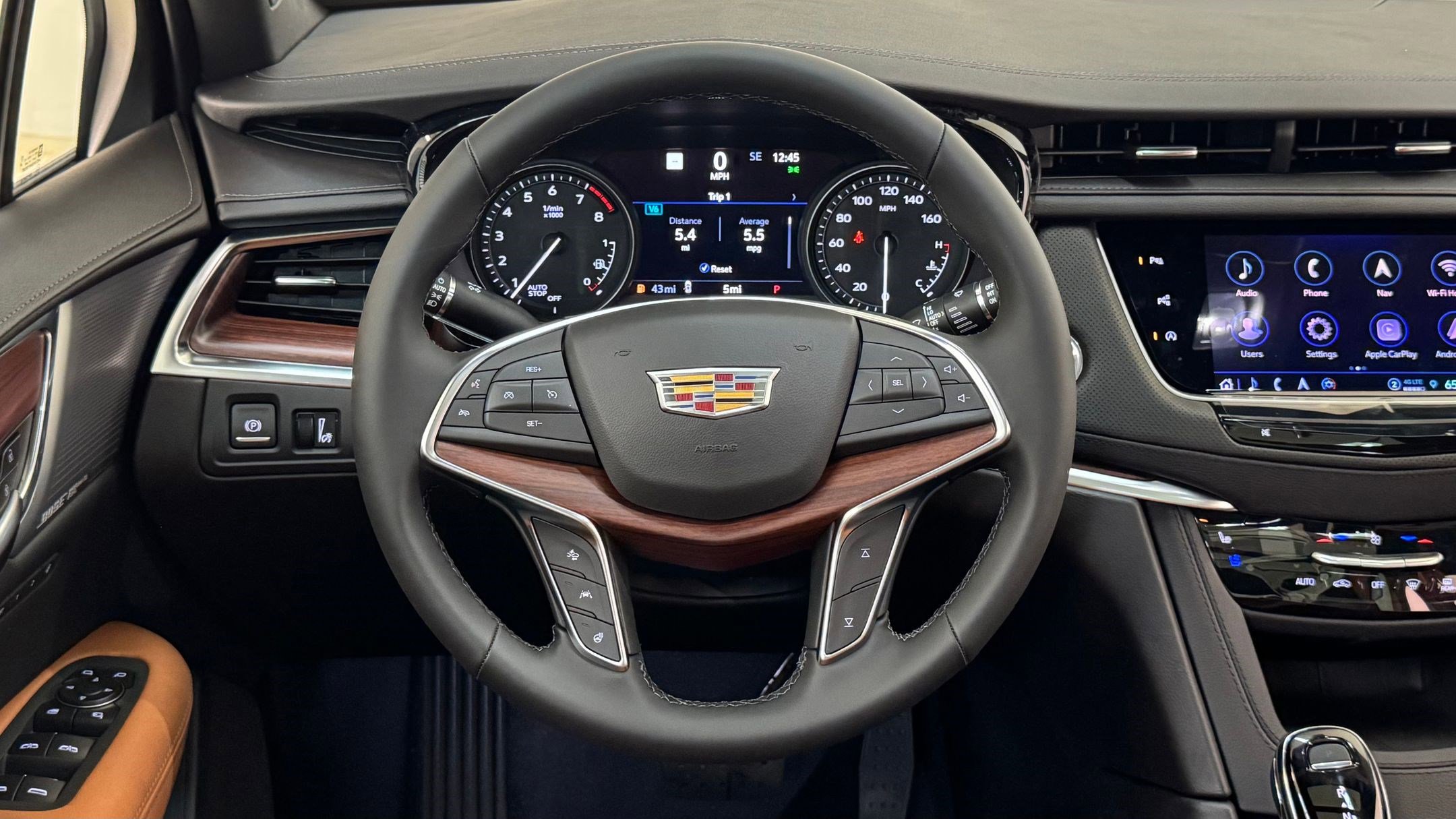 2026 Cadillac XT5 Premium Luxury photo 4