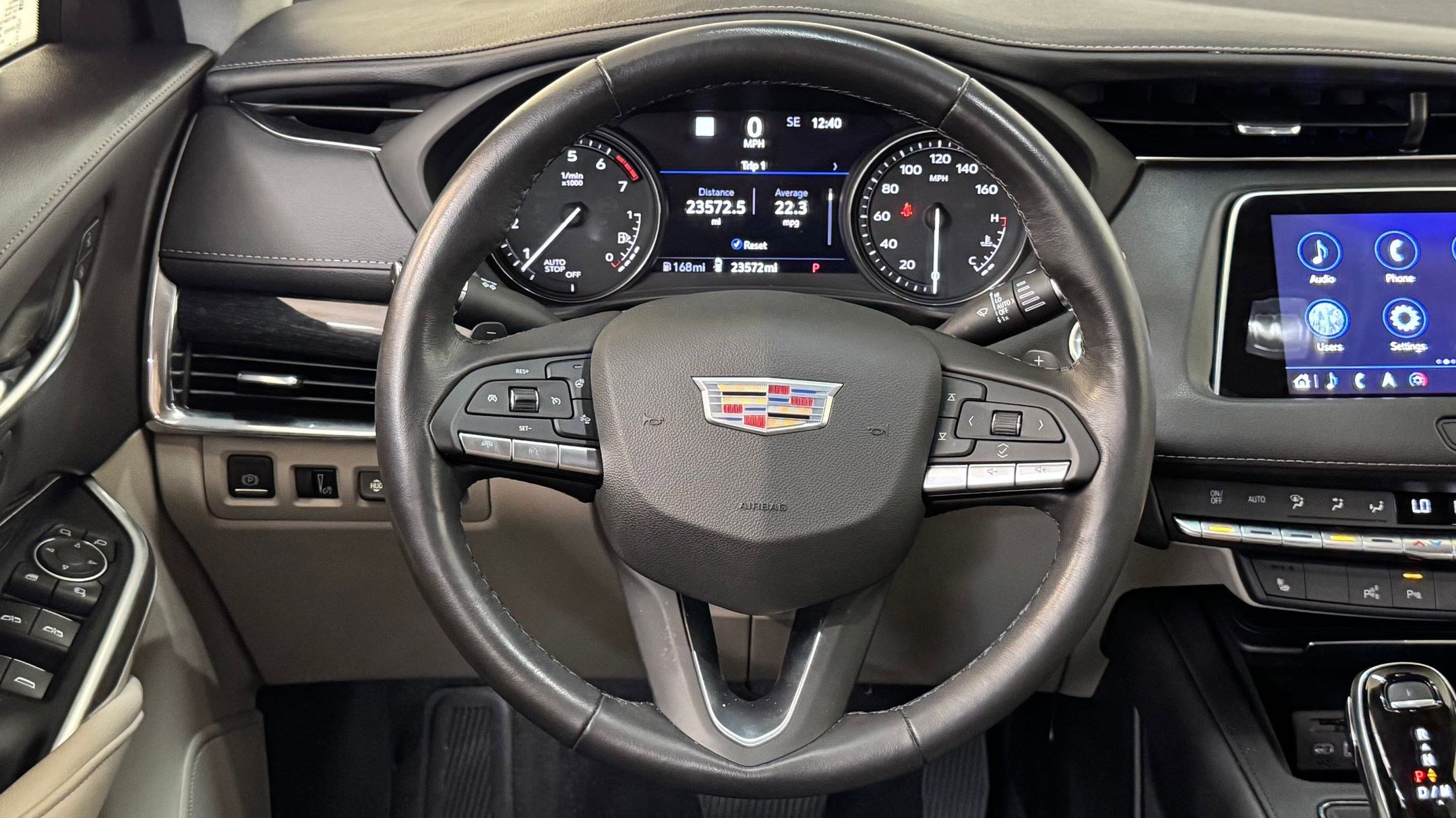 2023 Cadillac XT4 Premium Luxury photo 4